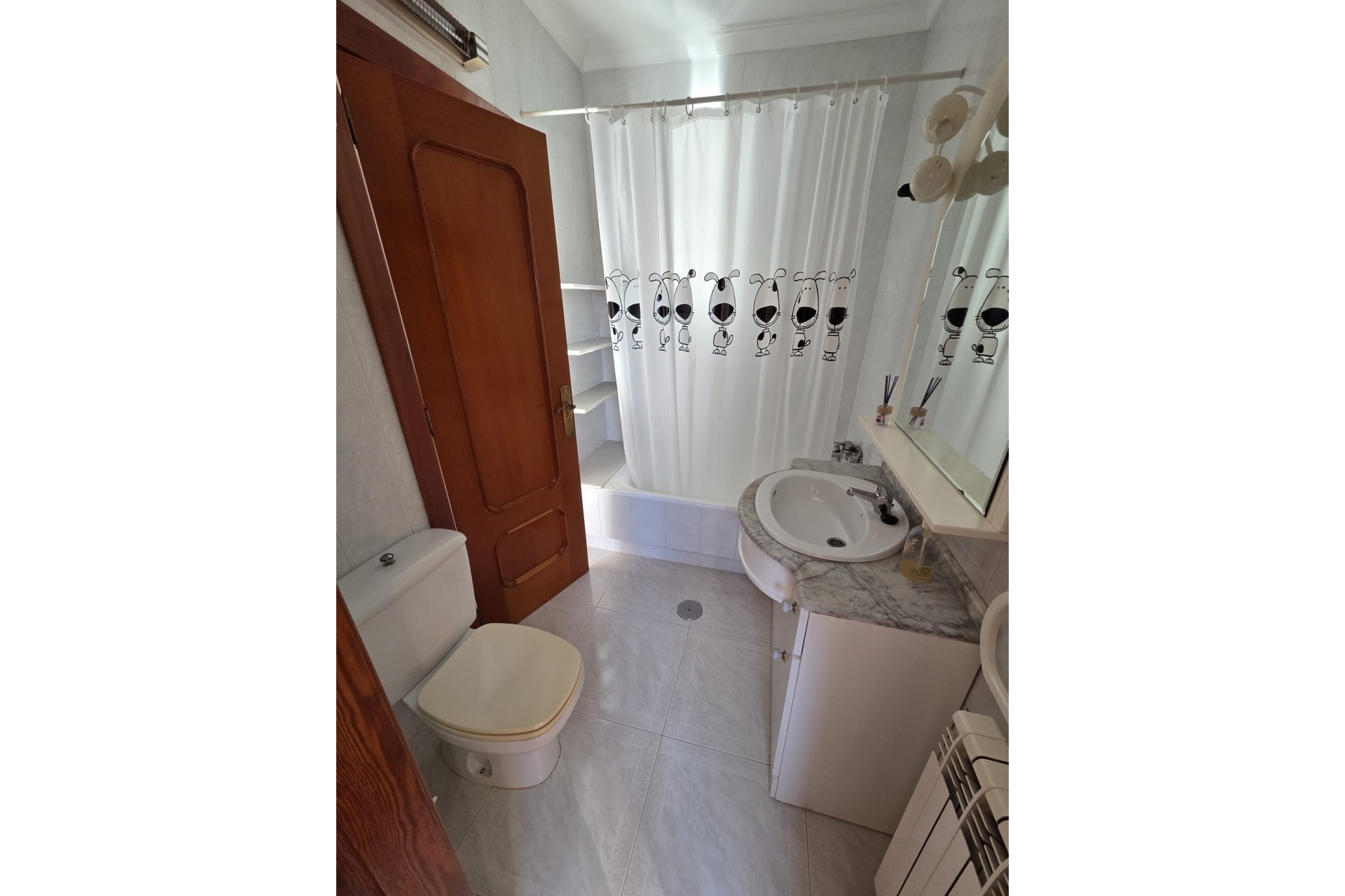 Återförsäljning - Villa -
Alicante - Costa Blanca