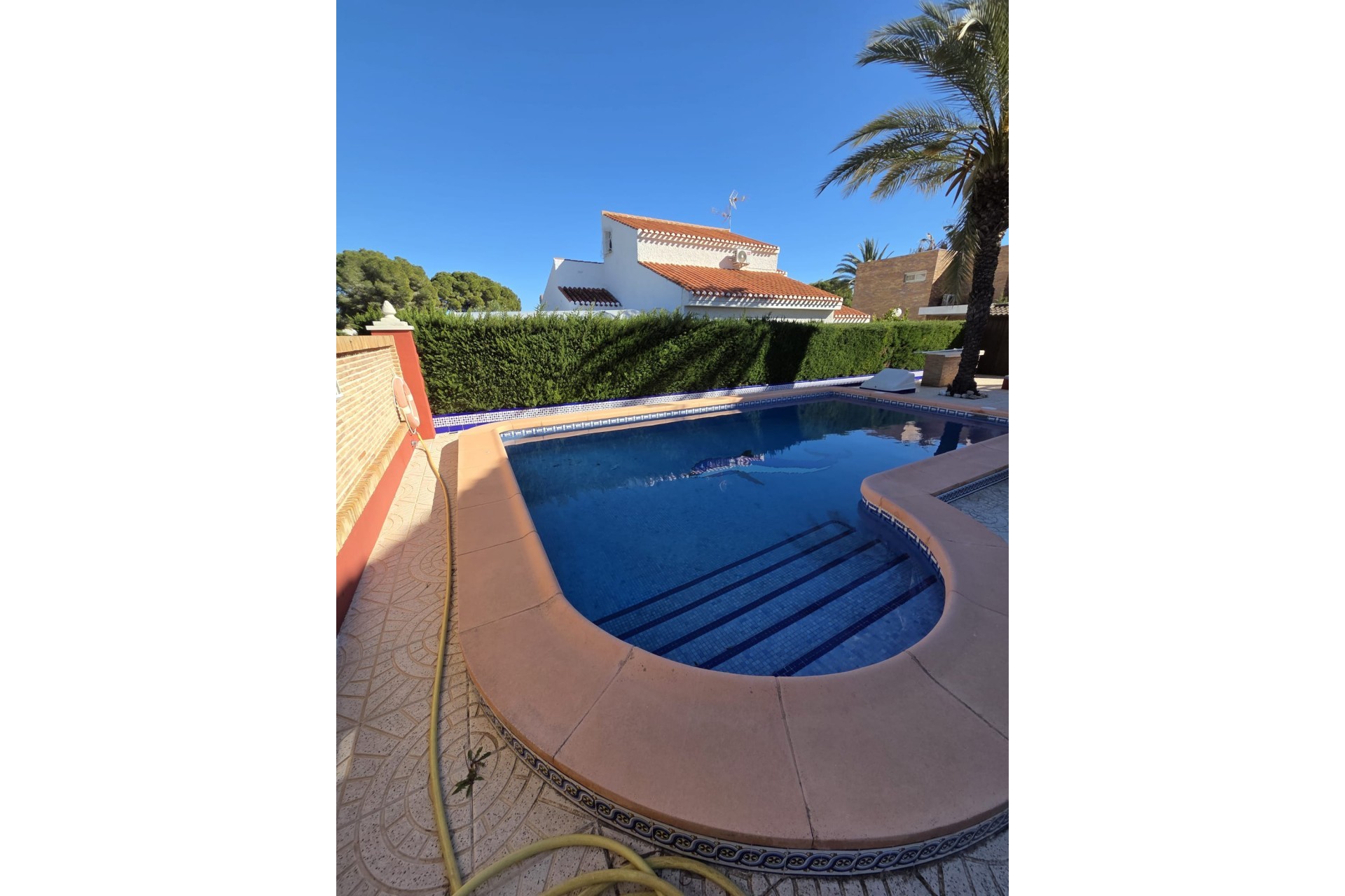 Återförsäljning - Villa -
Alicante - Costa Blanca