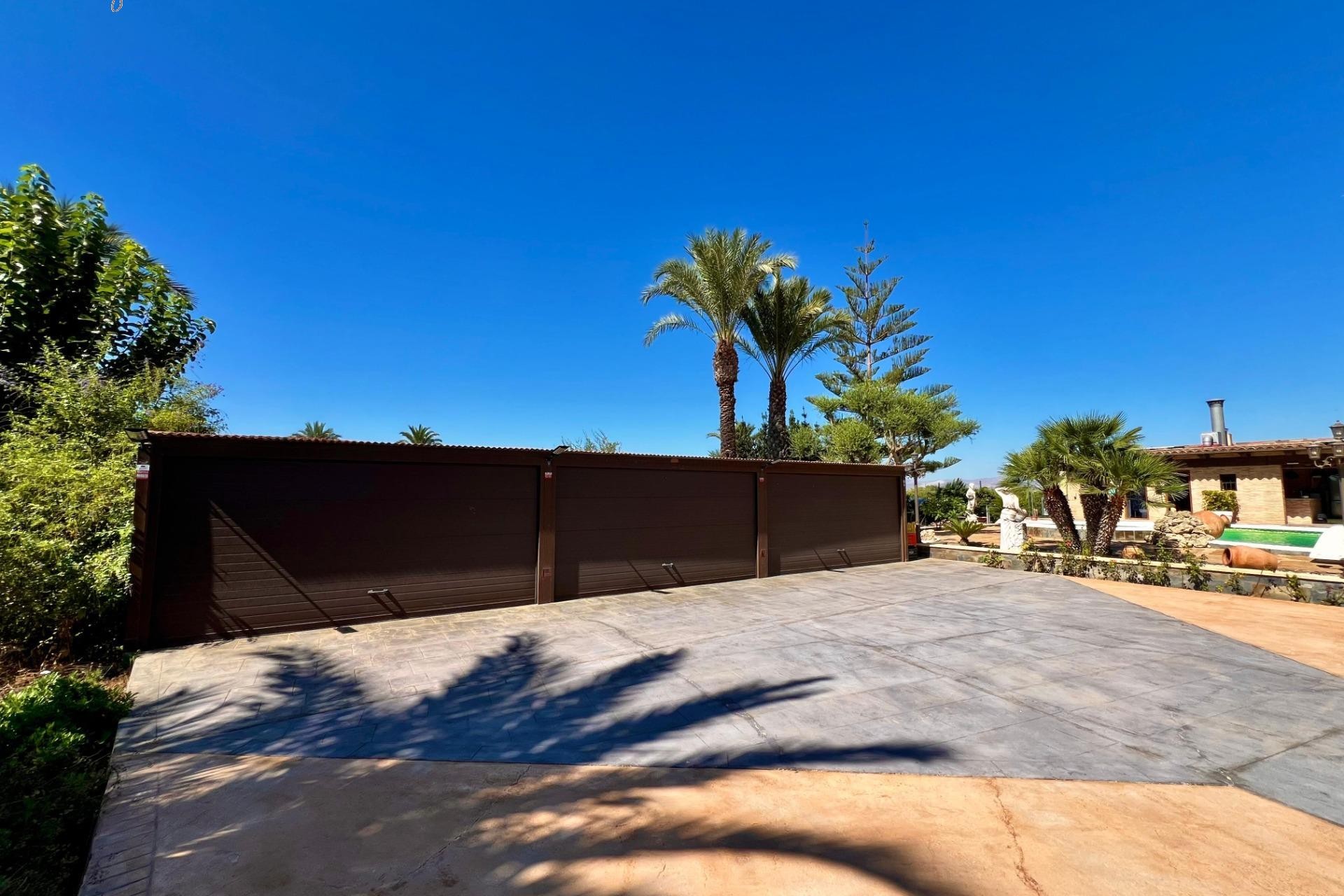 Återförsäljning - Villa -
Almoradí - Comunidad Valenciana