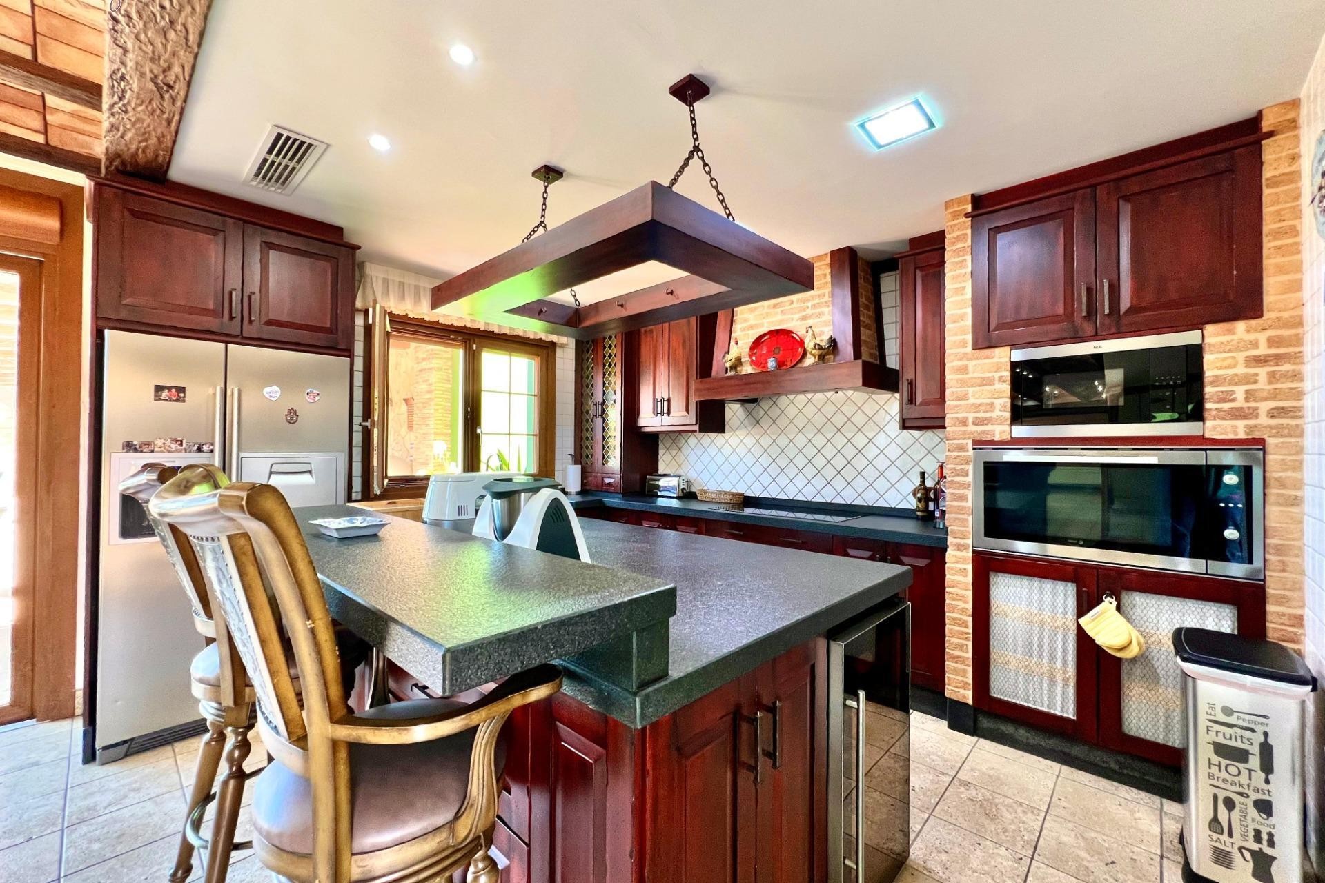 Återförsäljning - Villa -
Almoradí - Comunidad Valenciana