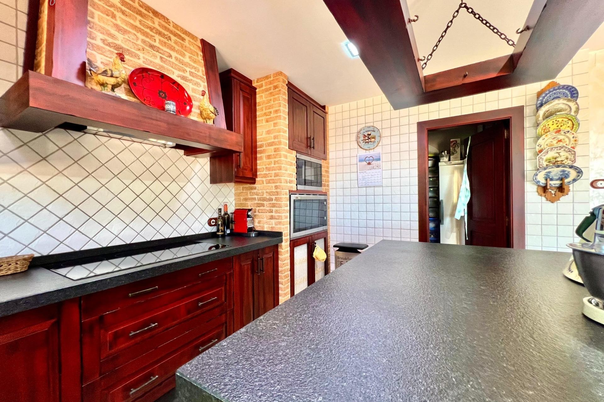 Återförsäljning - Villa -
Almoradí - Comunidad Valenciana