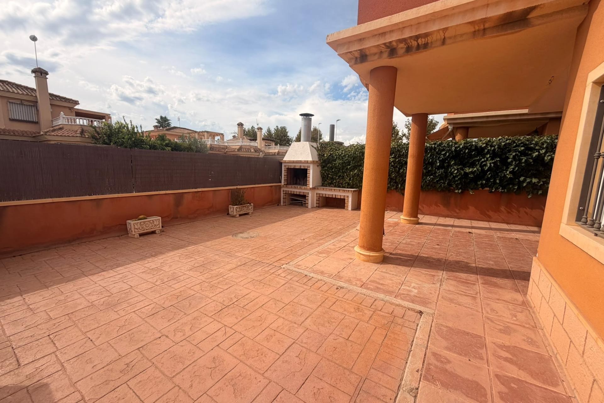 Återförsäljning - Villa -
Almoradí - El Banet