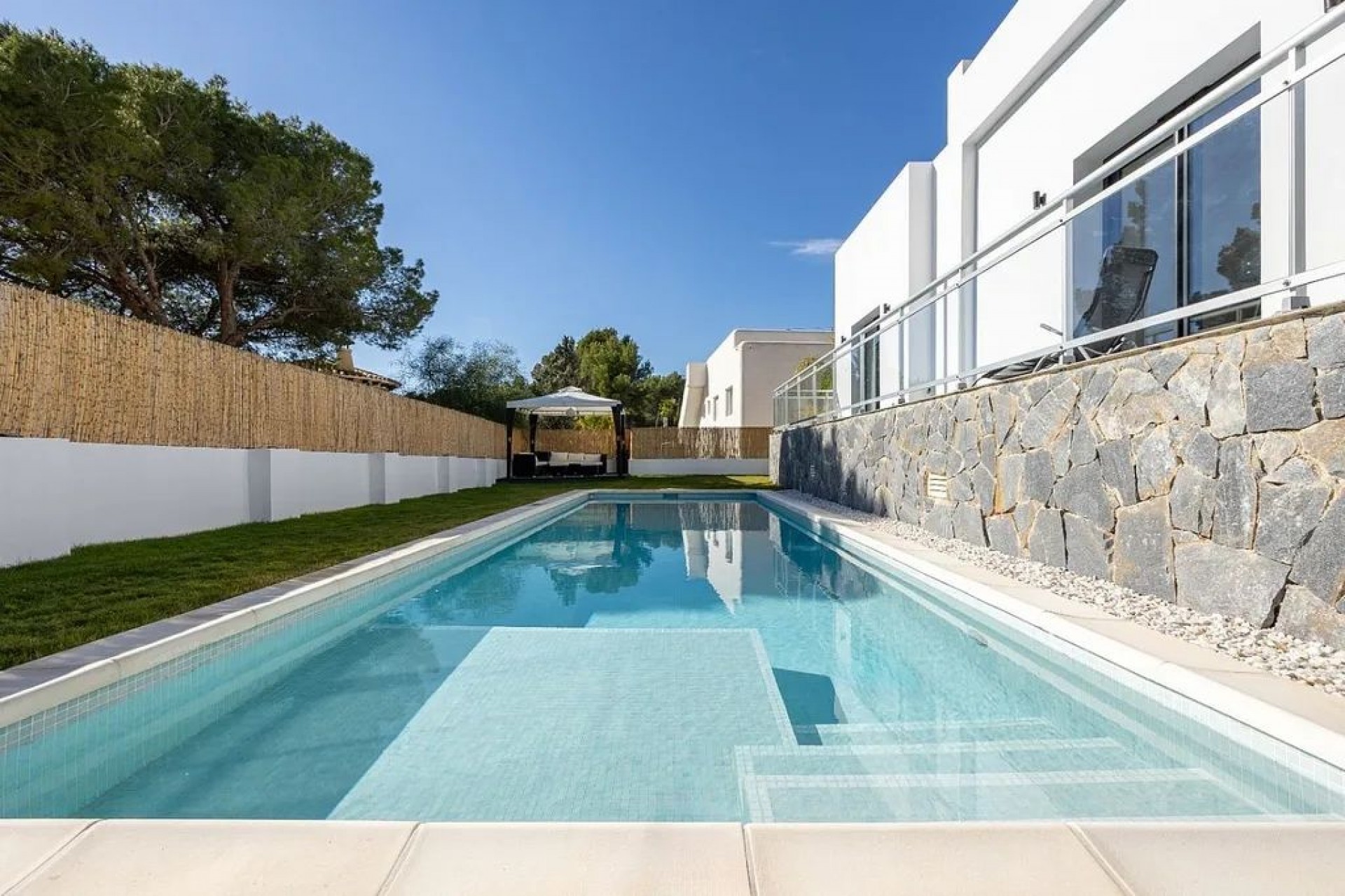 Återförsäljning - Villa -
Altea - Costa Blanca