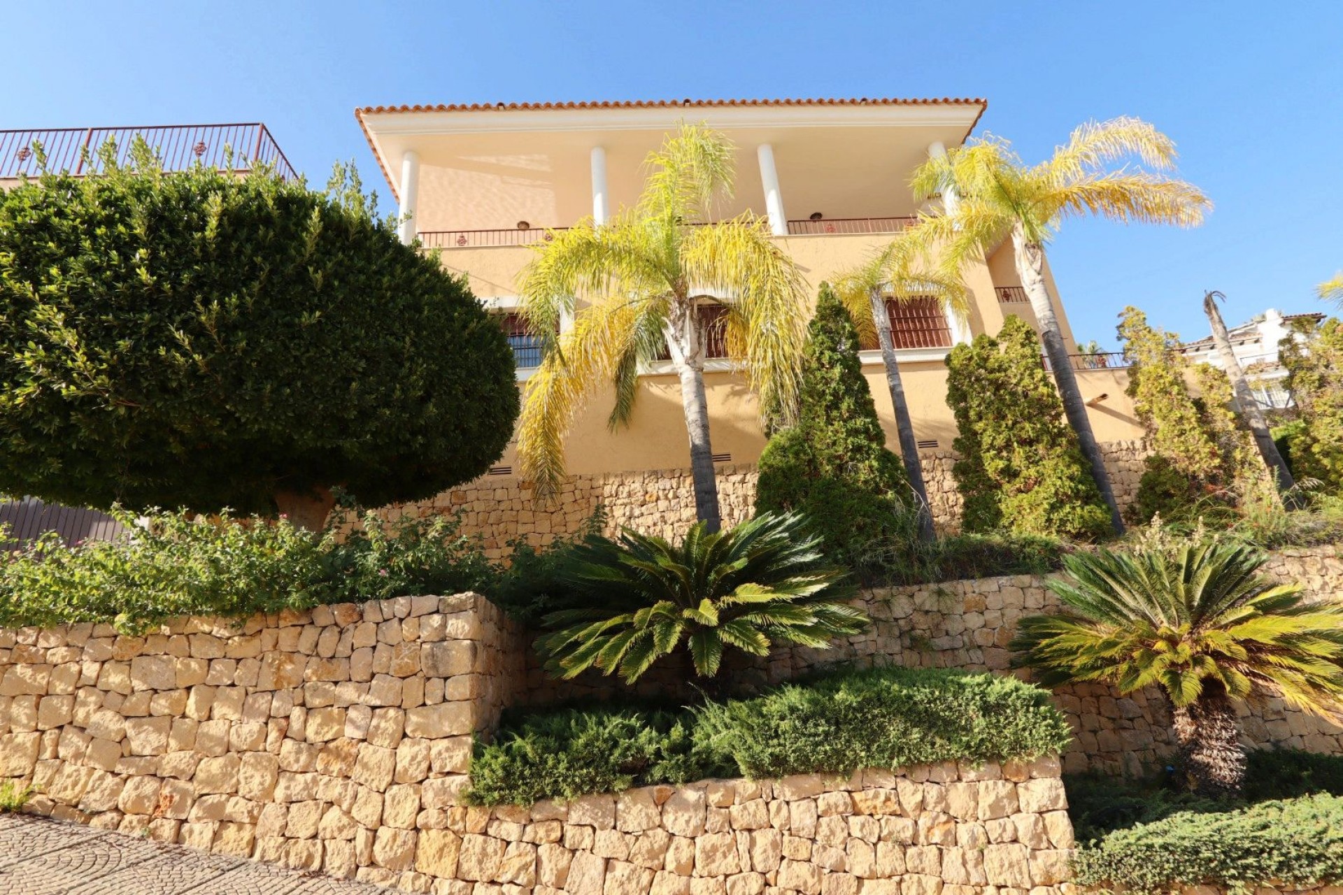 Återförsäljning - Villa -
Altea - Costa Blanca