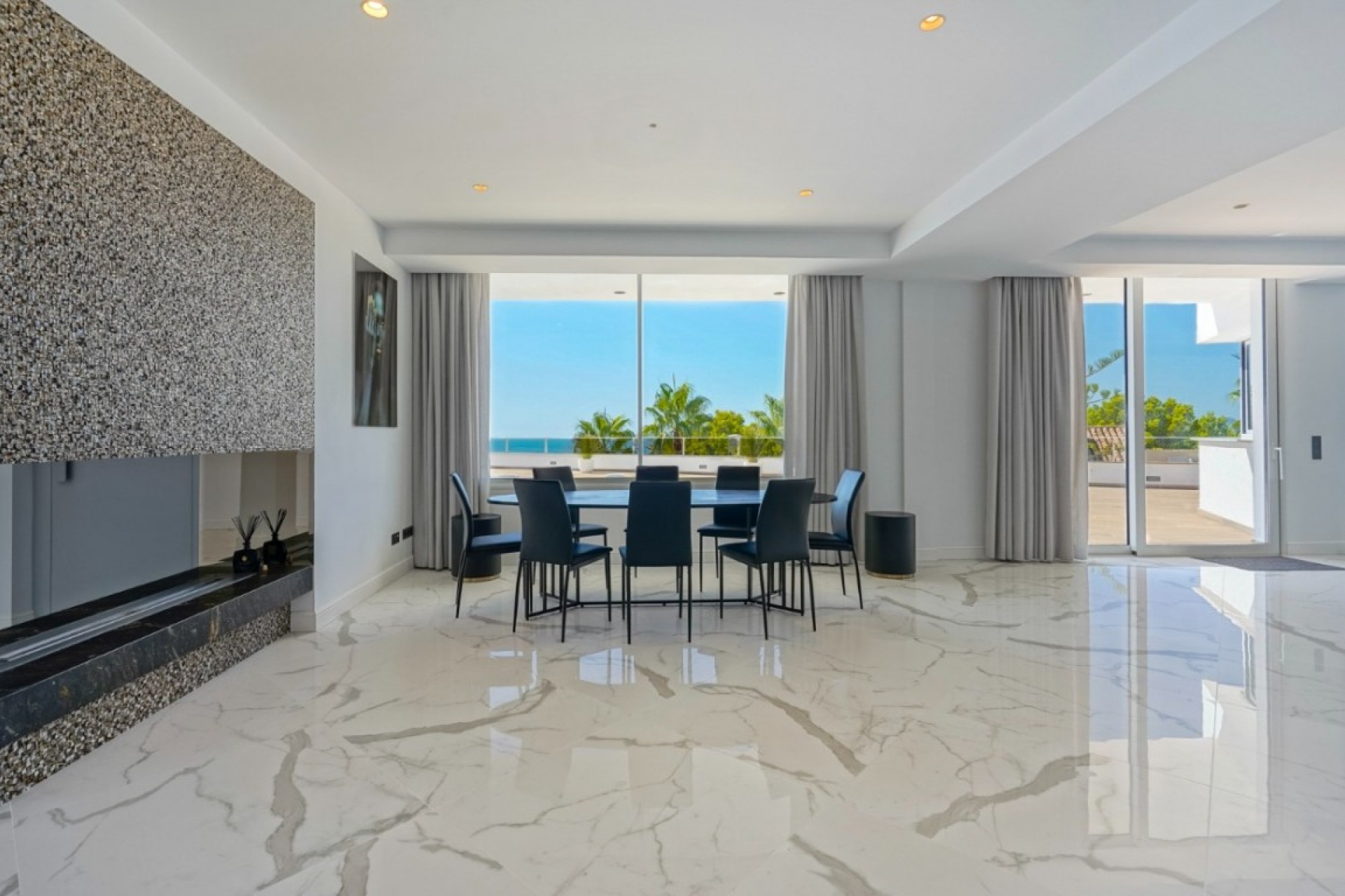 Återförsäljning - Villa -
Altea - Costa Blanca