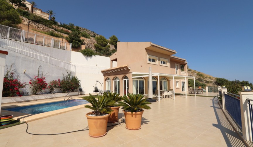 Återförsäljning - Villa -
Altea - Costa Blanca