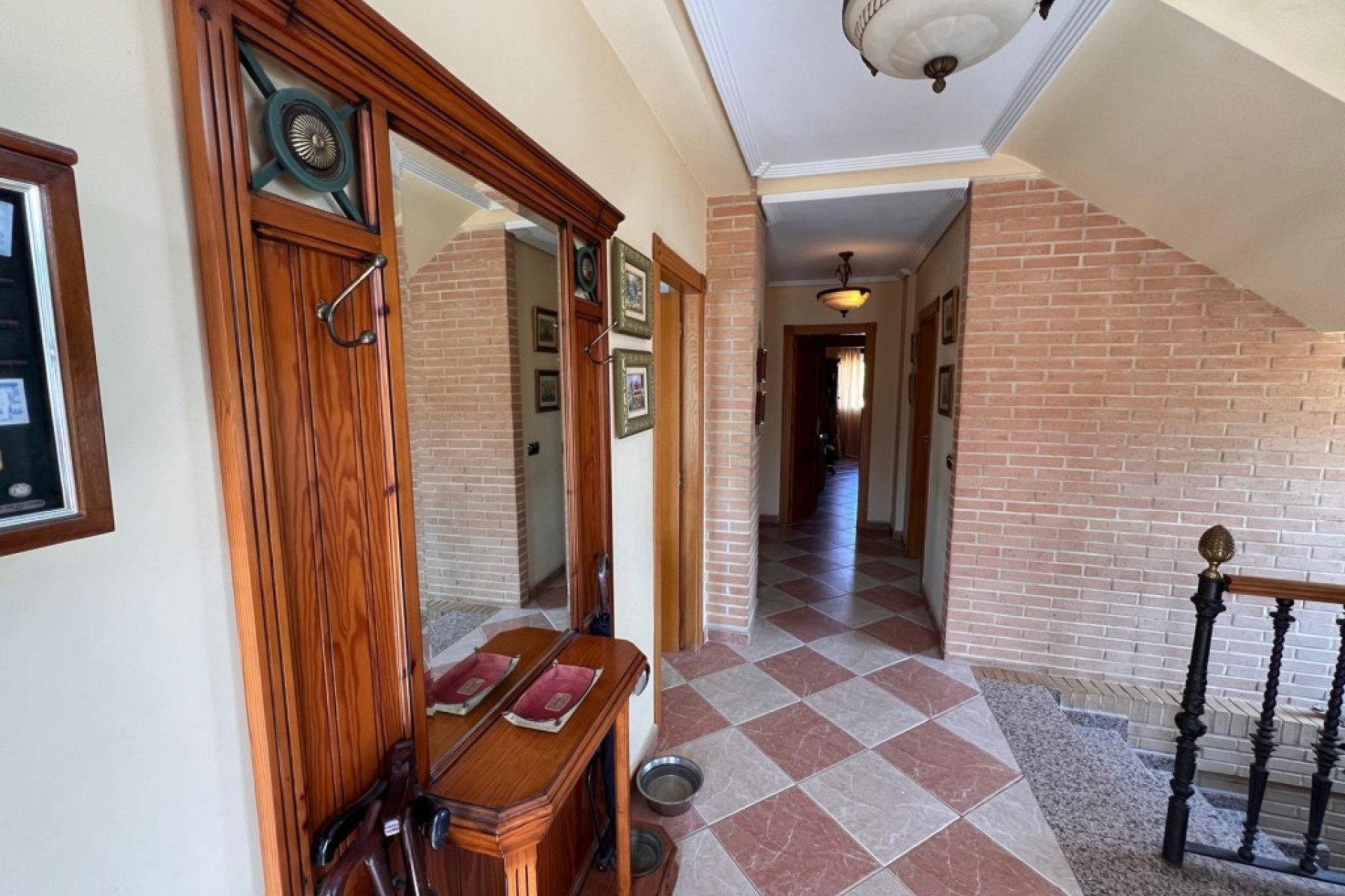 Återförsäljning - Villa -
Benidorm - Costa Blanca