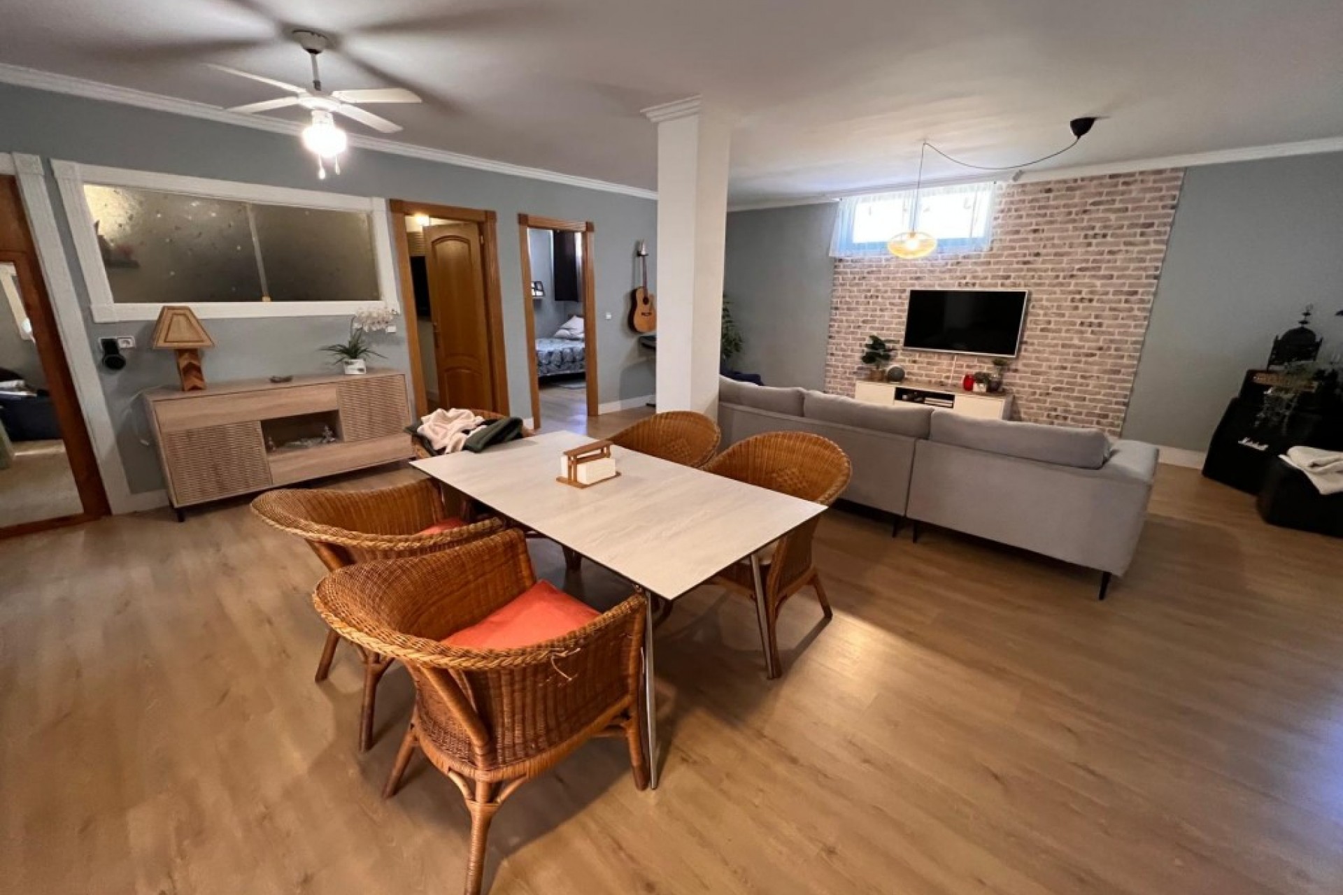 Återförsäljning - Villa -
Benidorm - Costa Blanca