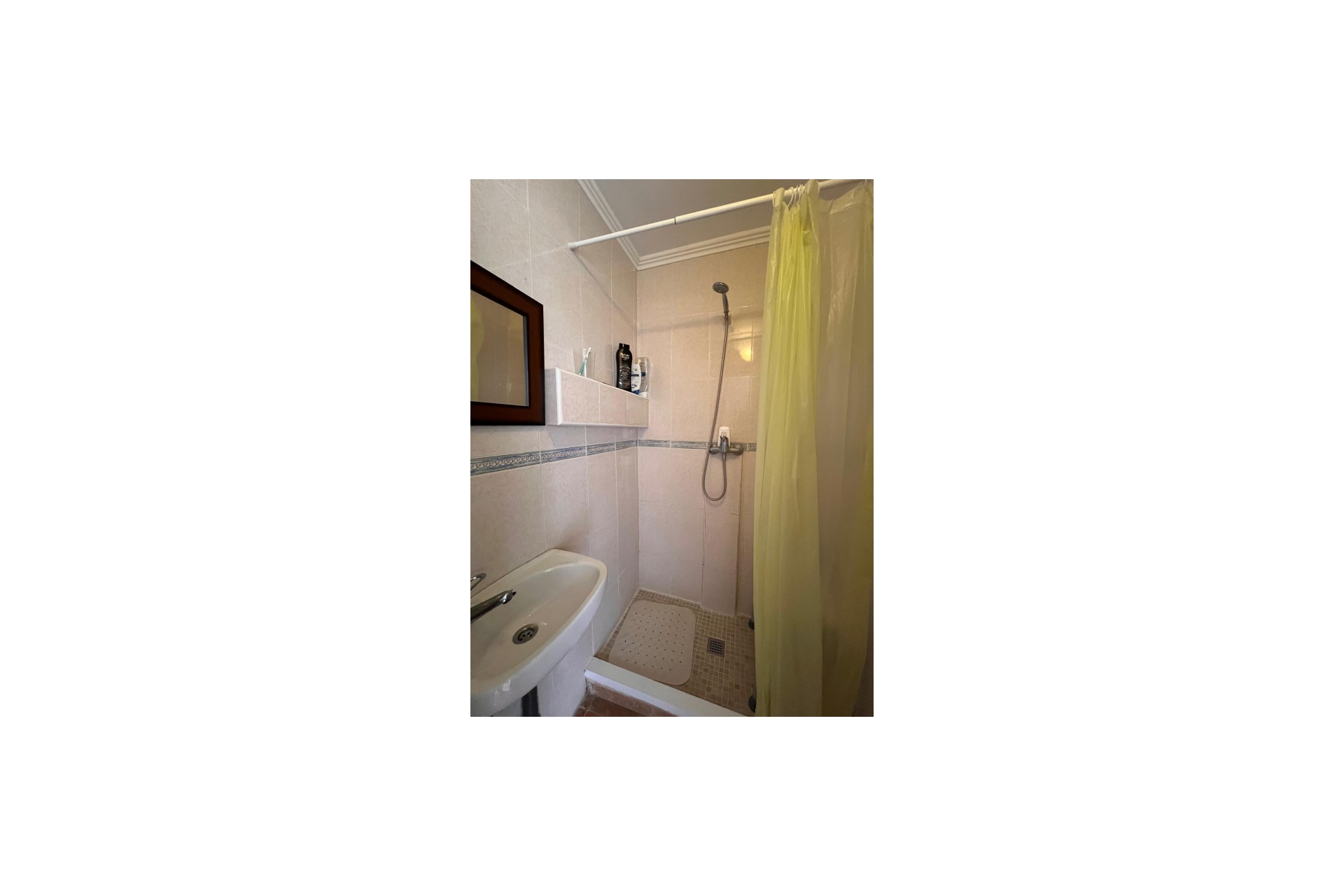 Återförsäljning - Villa -
Benidorm - Costa Blanca