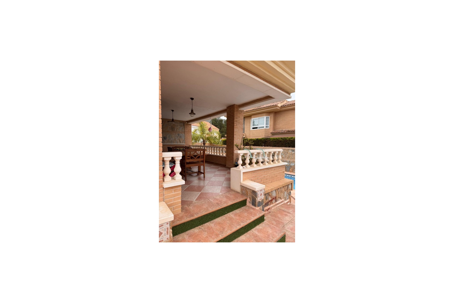 Återförsäljning - Villa -
Benidorm - Costa Blanca