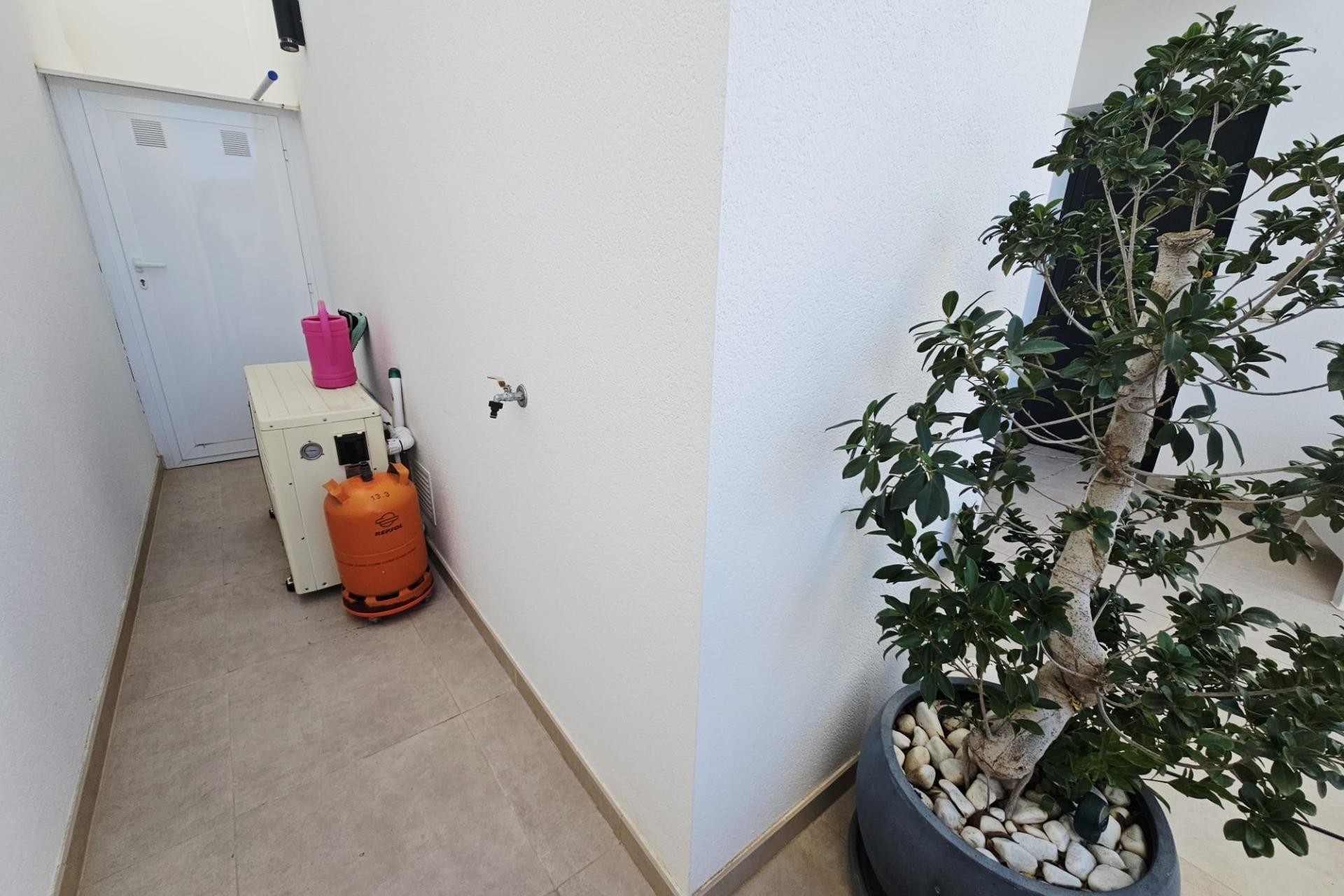 Återförsäljning - Villa -
Benijofar - Benimar