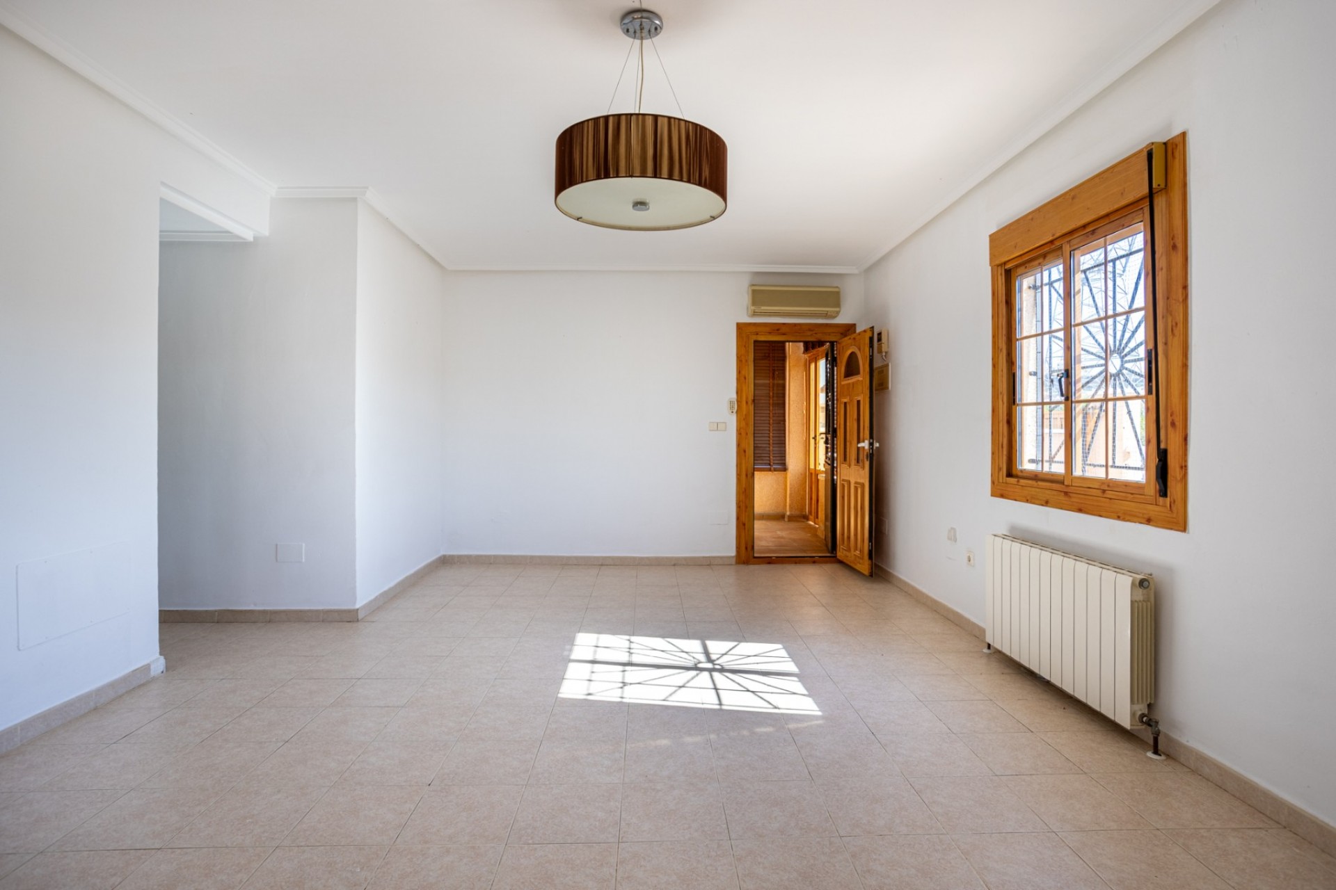 Återförsäljning - Villa -
Benijofar - Costa Blanca