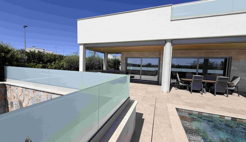 Återförsäljning - Villa -
Benijofar - Costa Blanca