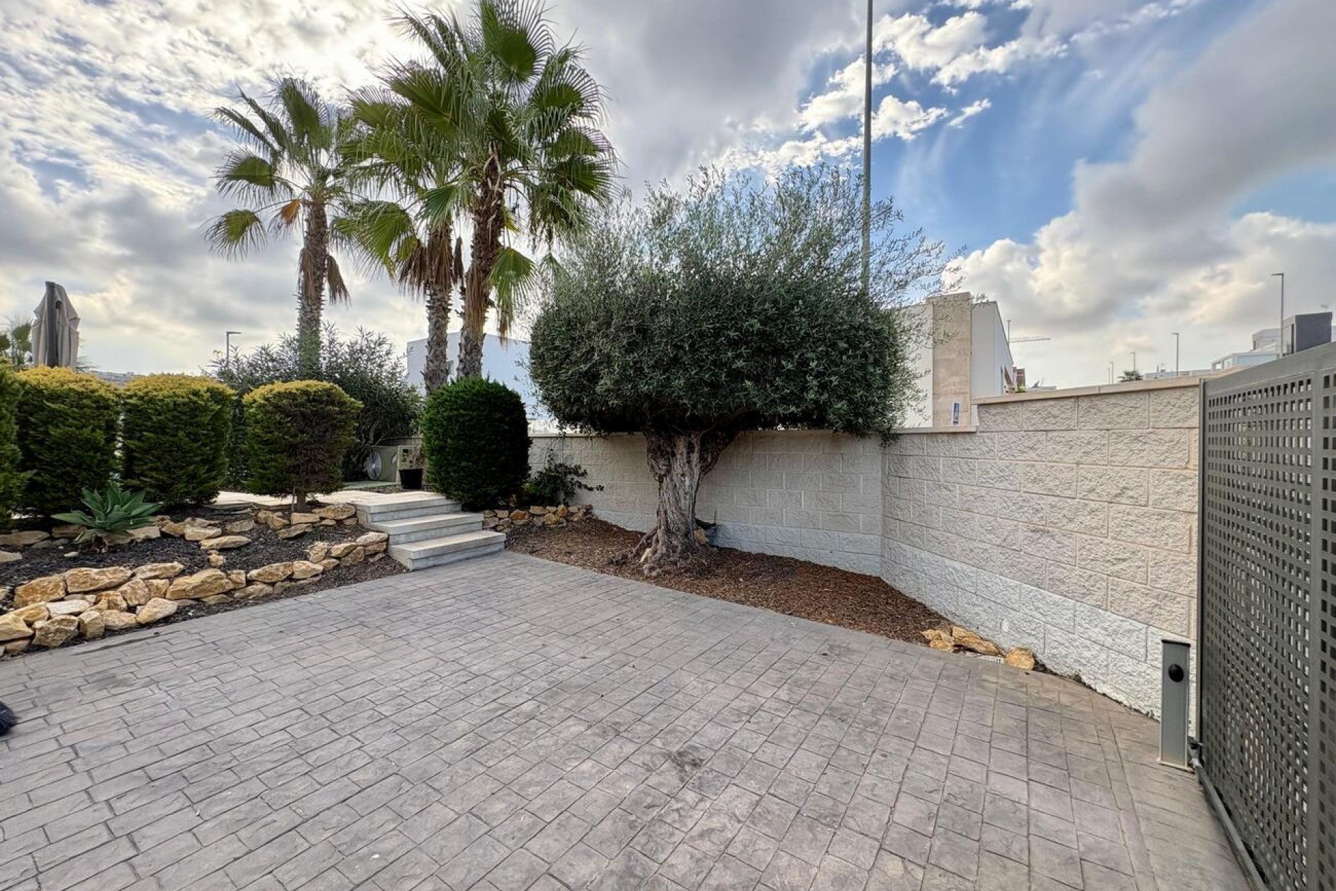 Återförsäljning - Villa -
Benijofar - Costa Blanca