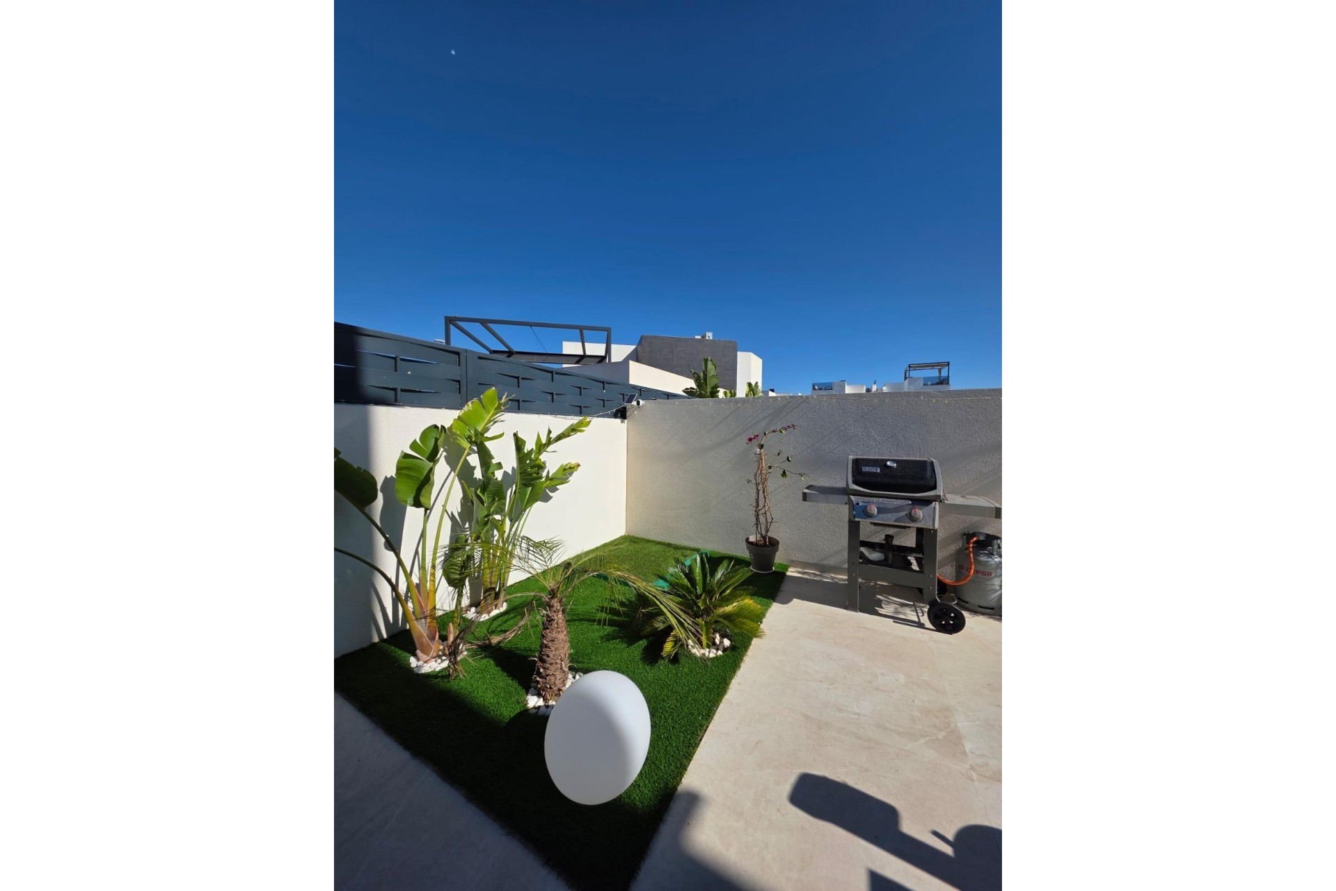 Återförsäljning - Villa -
Benijofar