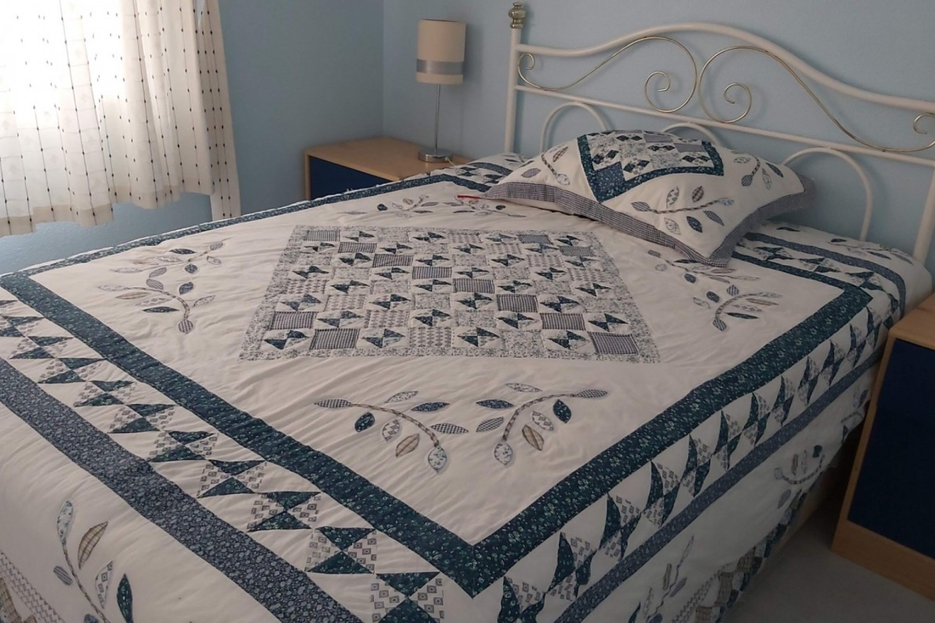 Återförsäljning - Villa -
Benimar - Costa Blanca