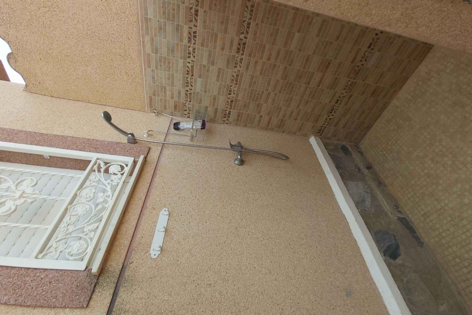 Återförsäljning - Villa -
Benimar - Costa Blanca