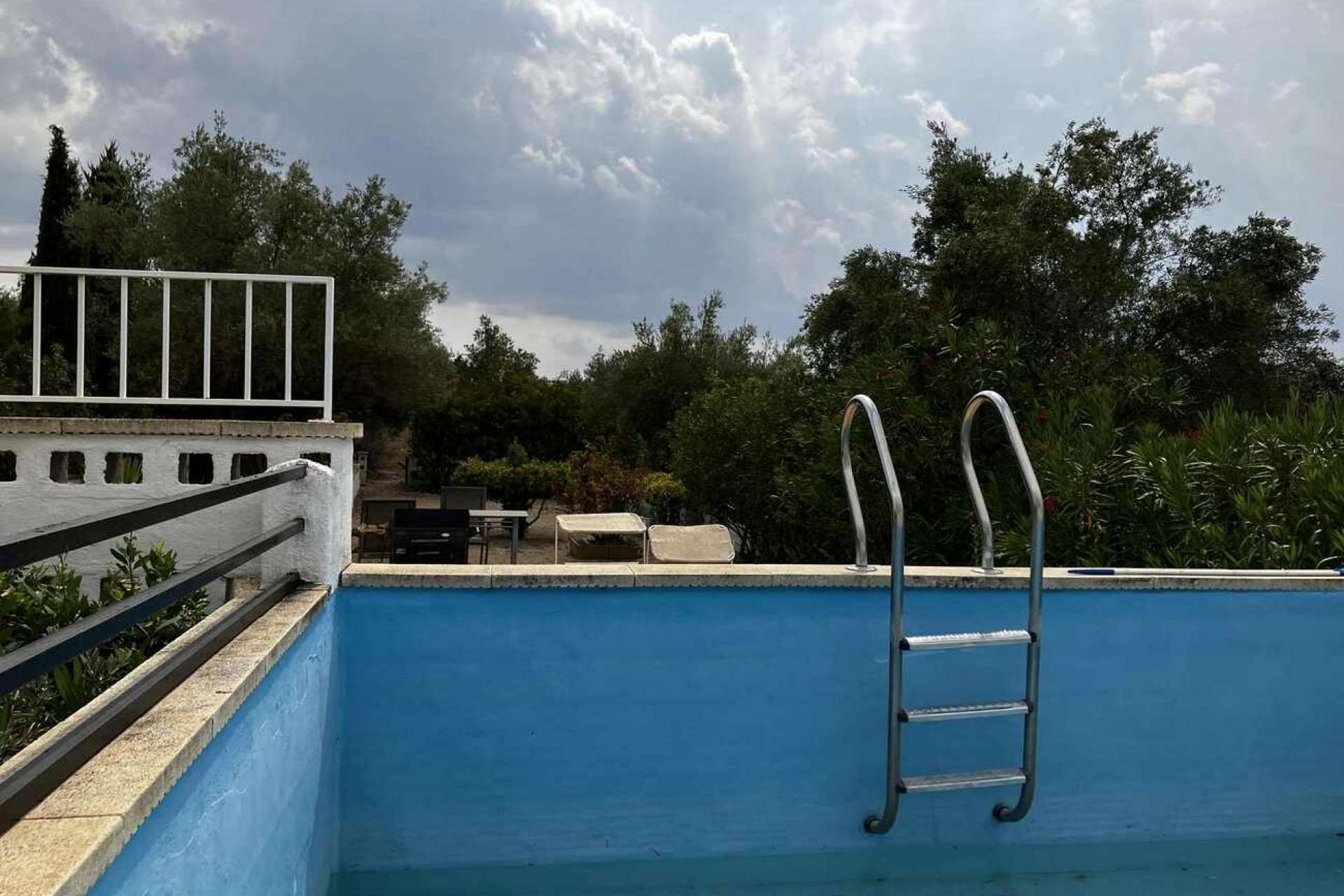 Återförsäljning - Villa -
Biar - Costa Blanca