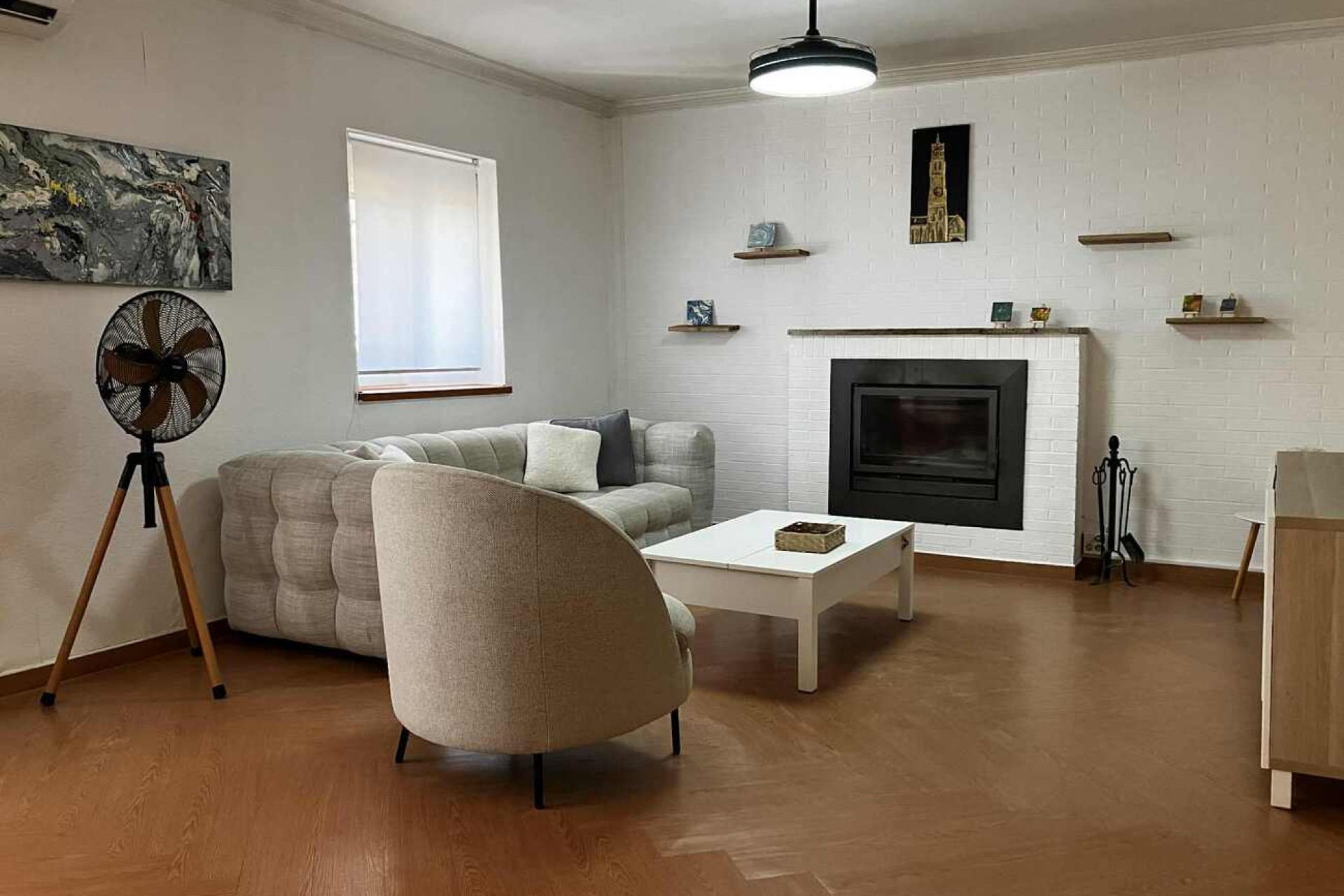 Återförsäljning - Villa -
Biar - Costa Blanca