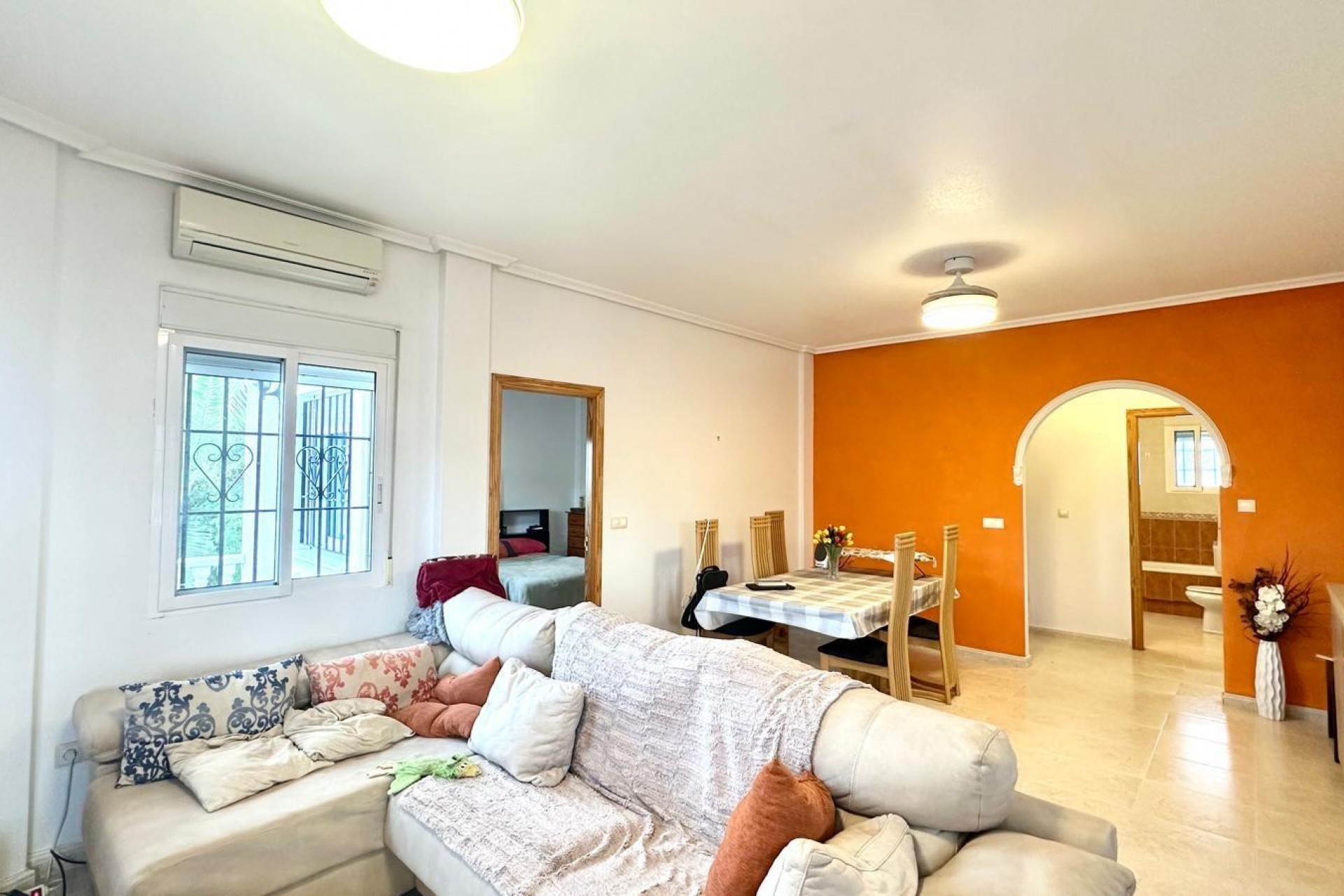 Återförsäljning - Villa -
Bigastro - Comunidad Valenciana