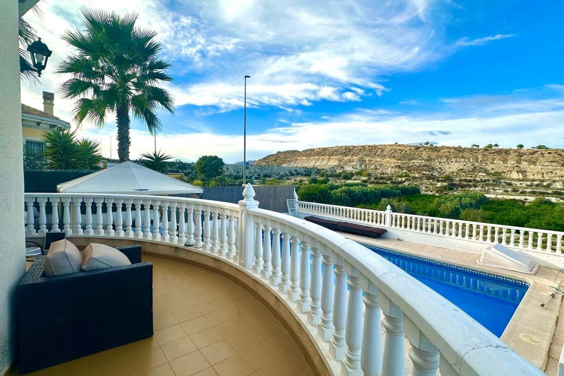 Återförsäljning - Villa -
Bigastro - Comunidad Valenciana