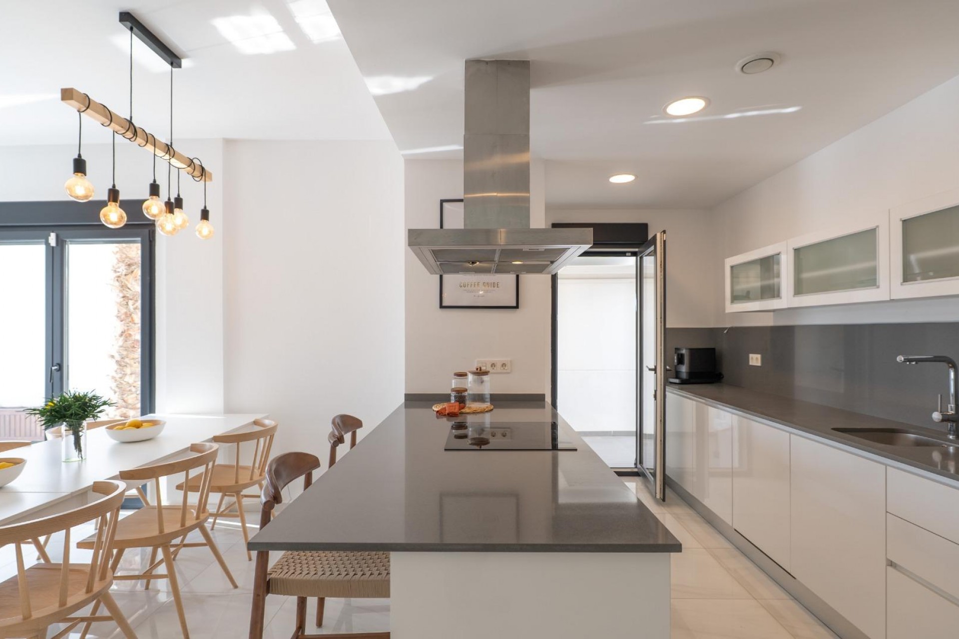 Återförsäljning - Villa -
Bigastro - D6