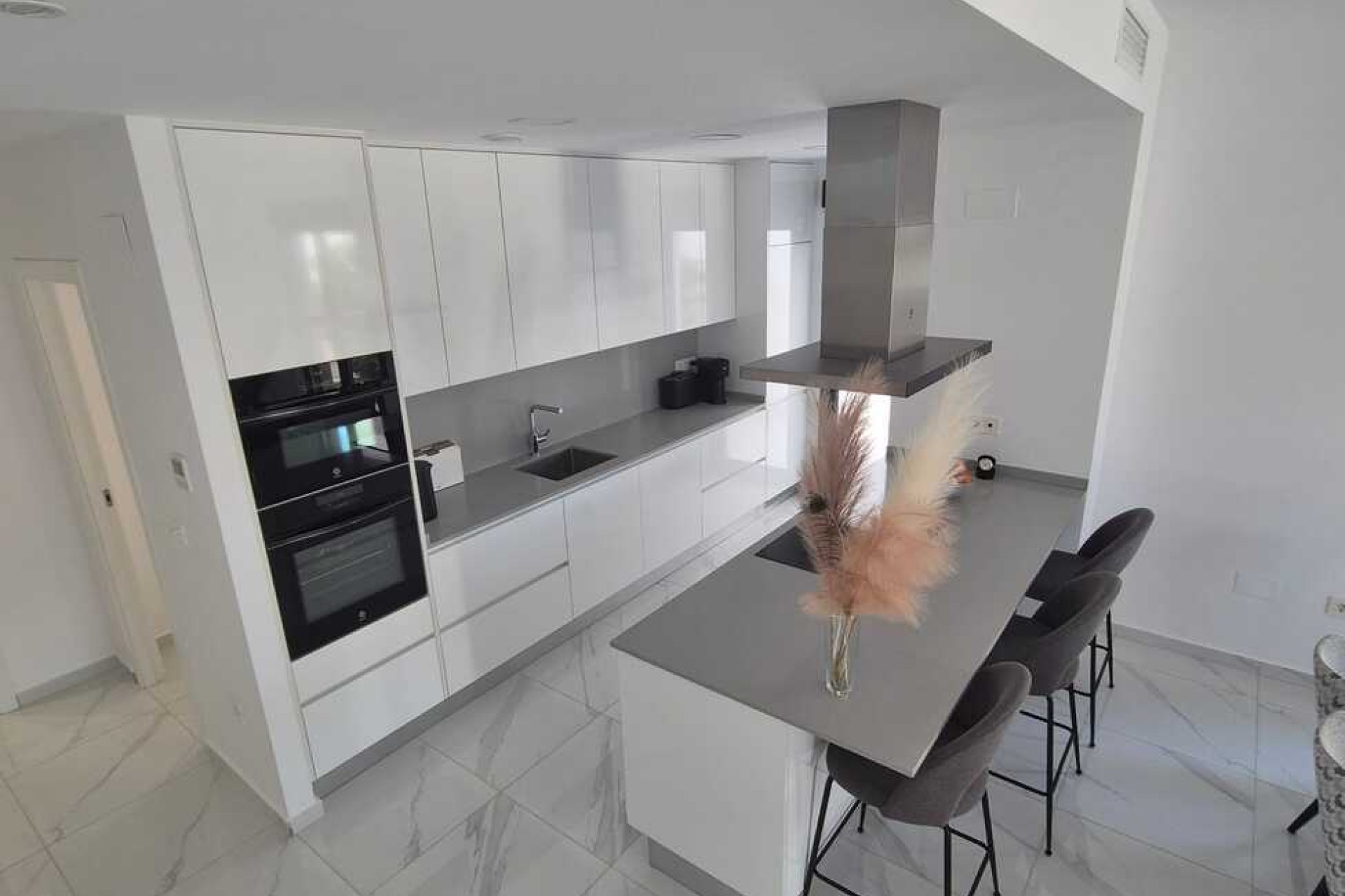 Återförsäljning - Villa -
Bigastro - Inland