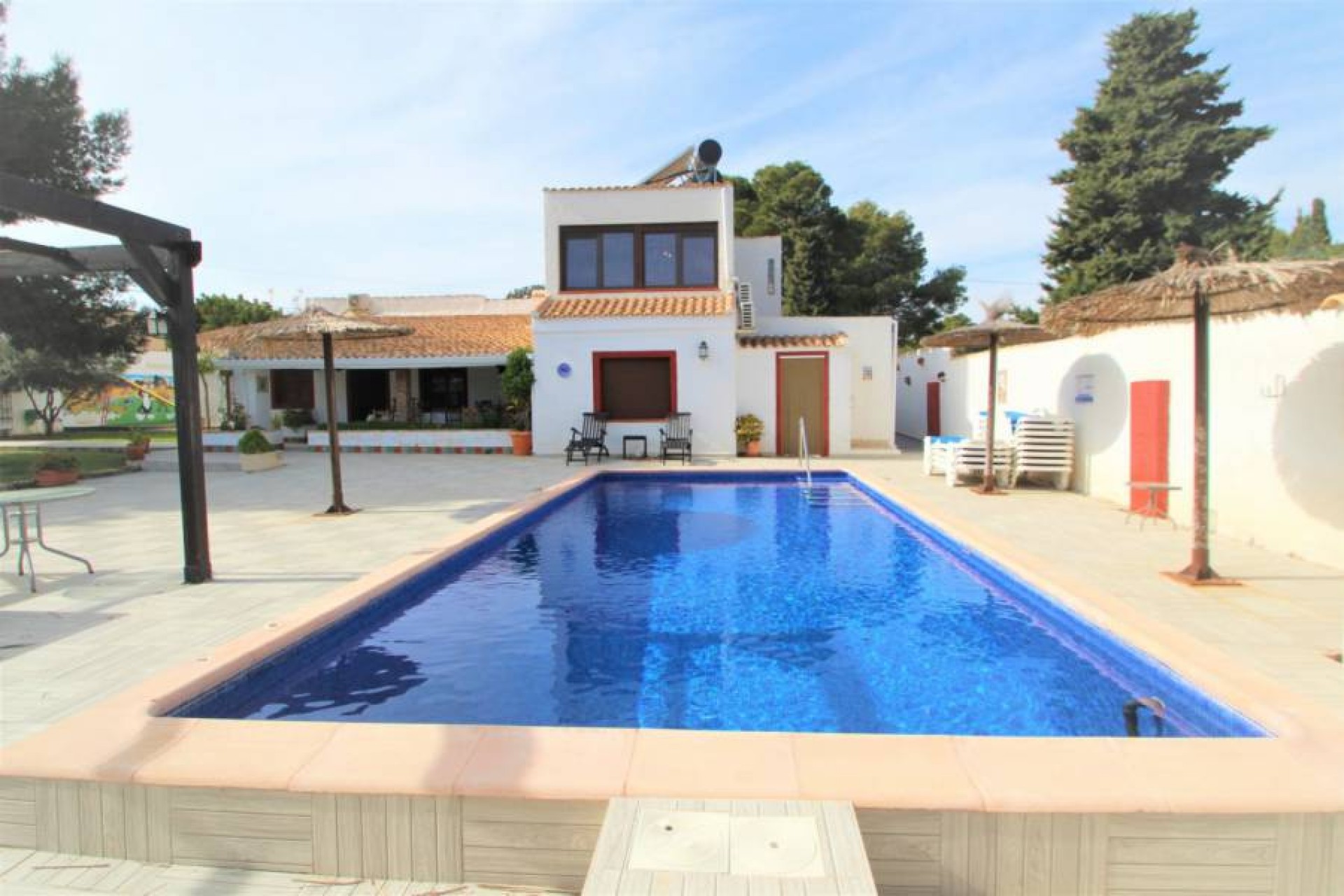 Återförsäljning - Villa -
Cabo Roig - Costa Blanca