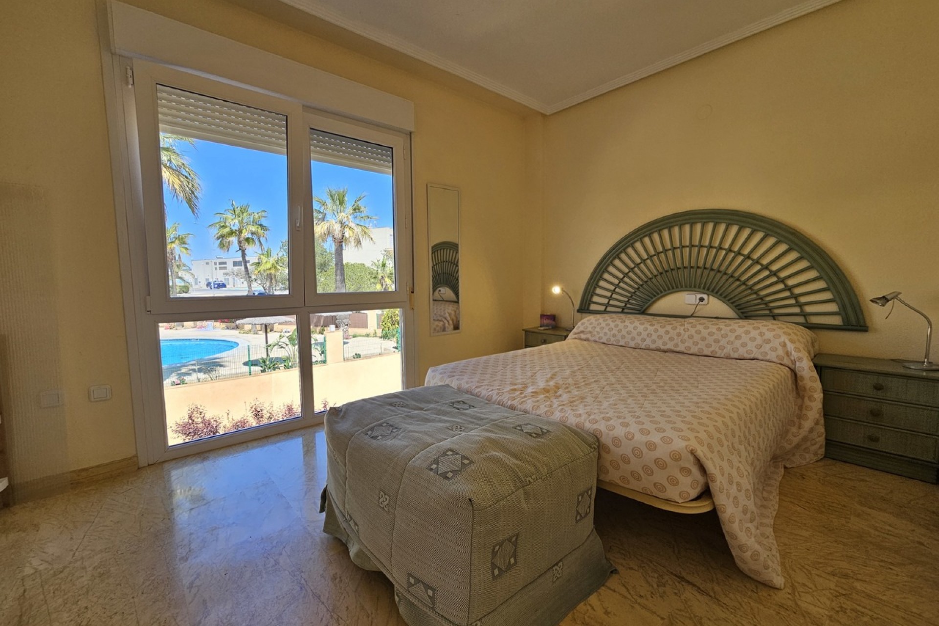 Återförsäljning - Villa -
Cabo Roig - Costa Blanca