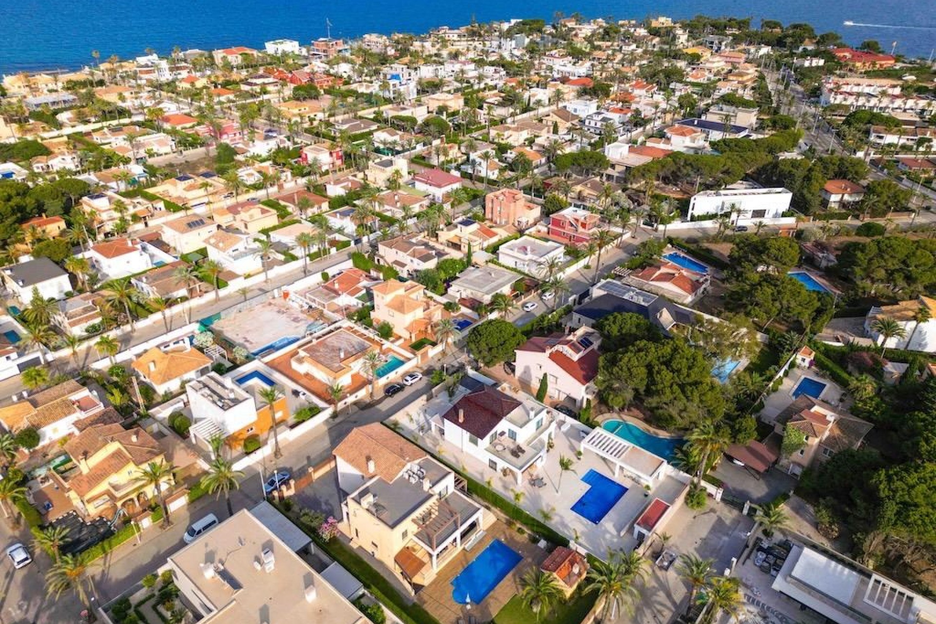 Återförsäljning - Villa -
Cabo Roig - Costa Blanca