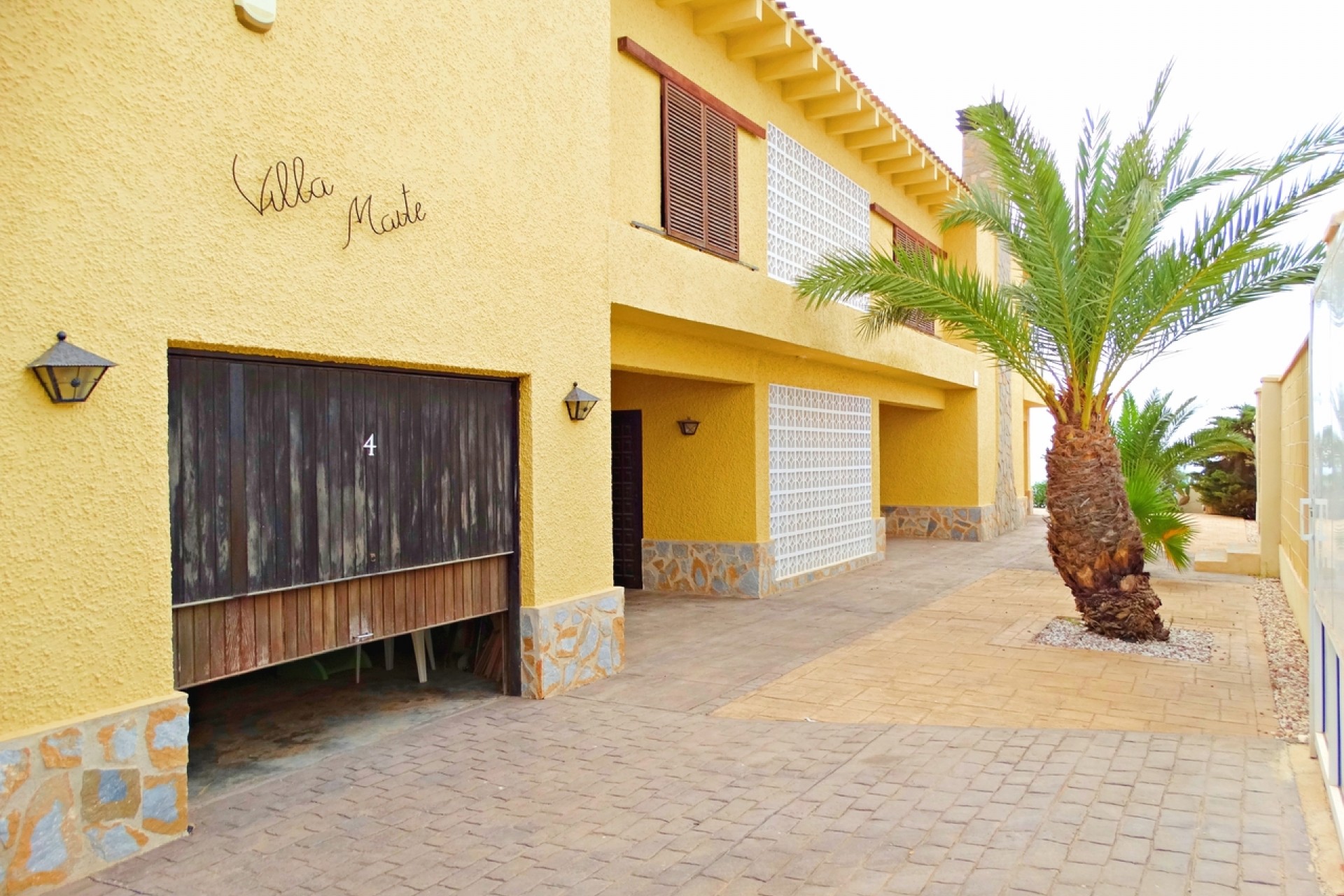 Återförsäljning - Villa -
Cabo Roig - Costa Blanca