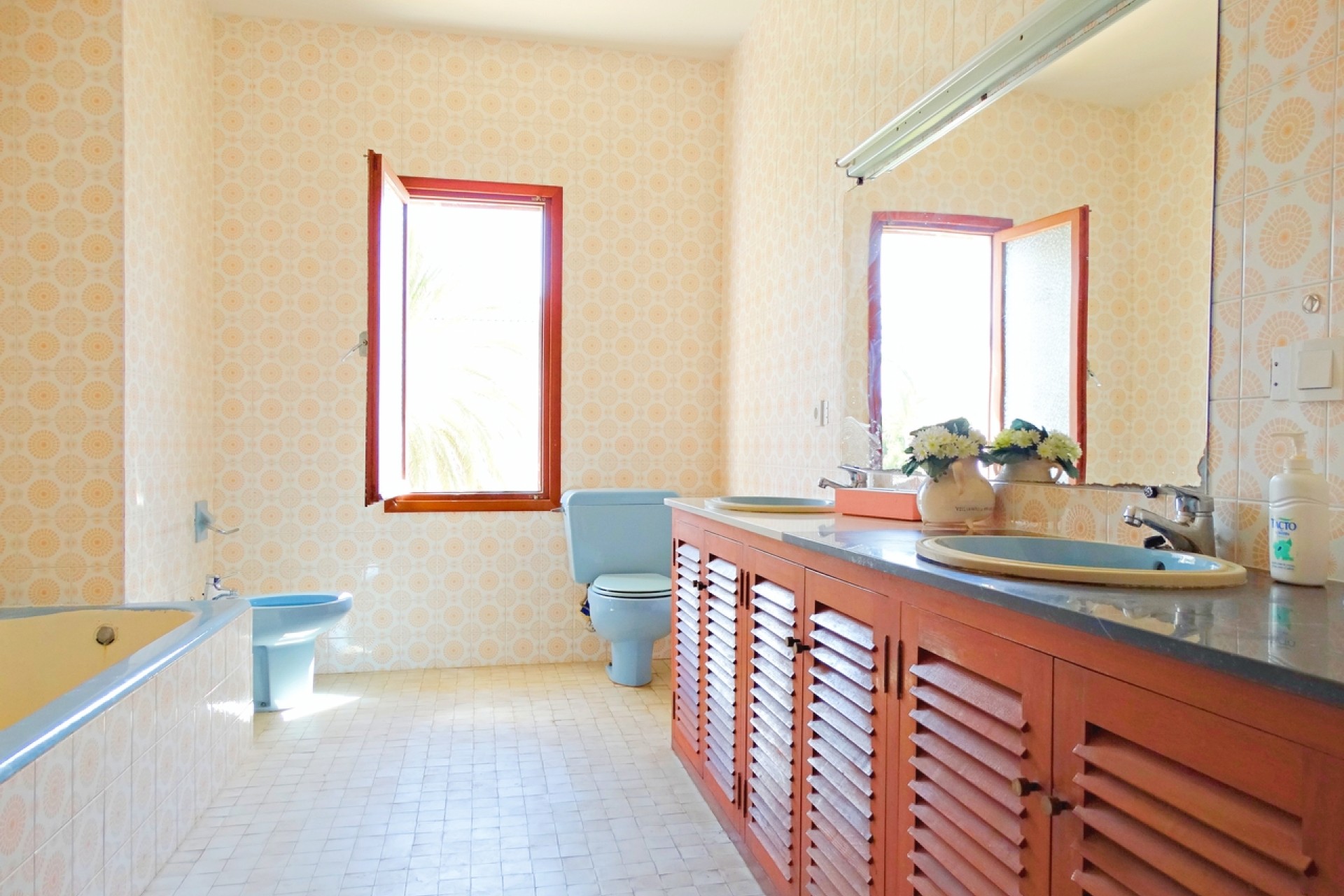 Återförsäljning - Villa -
Cabo Roig - Costa Blanca