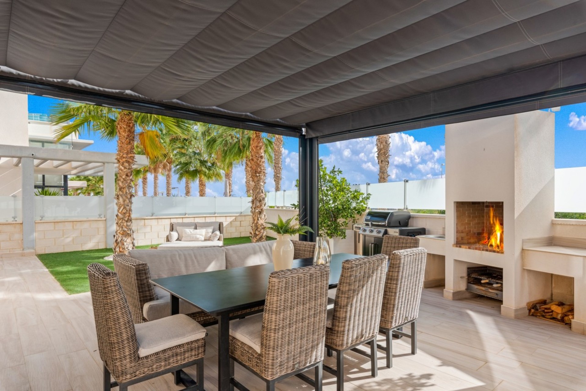 Återförsäljning - Villa -
Cabo Roig - Costa Blanca