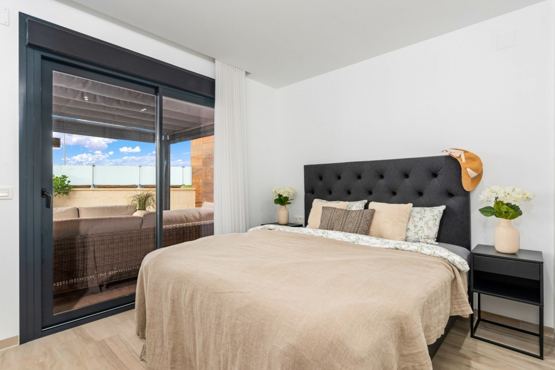 Återförsäljning - Villa -
Cabo Roig - Costa Blanca