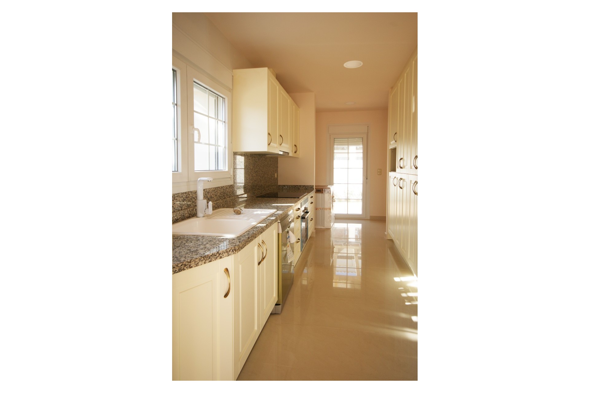 Återförsäljning - Villa -
Cabo Roig - Costa Blanca