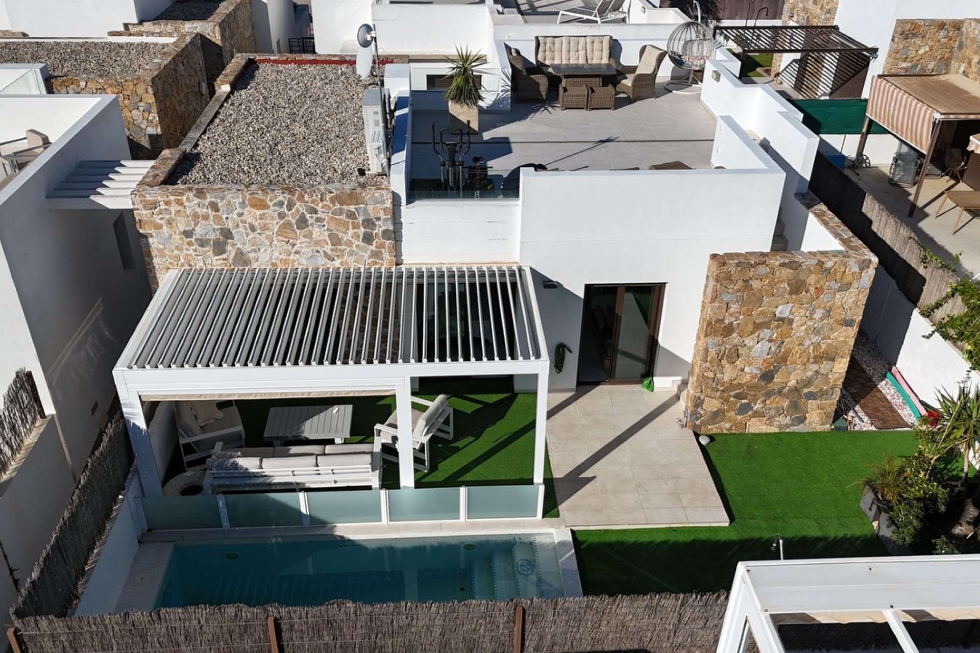 Återförsäljning - Villa -
Cabo Roig - Costa Blanca