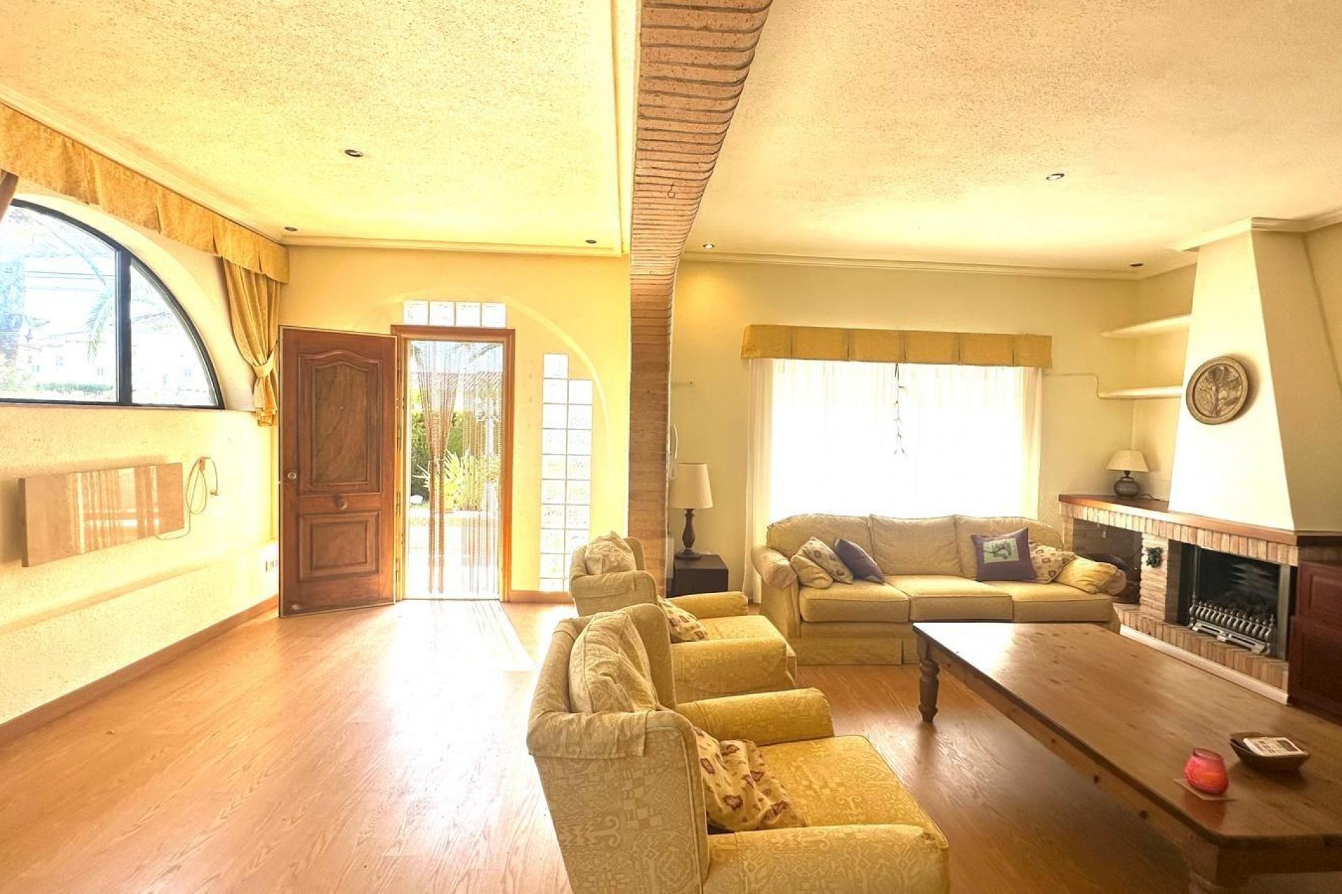 Återförsäljning - Villa -
Cabo Roig - Costa Blanca