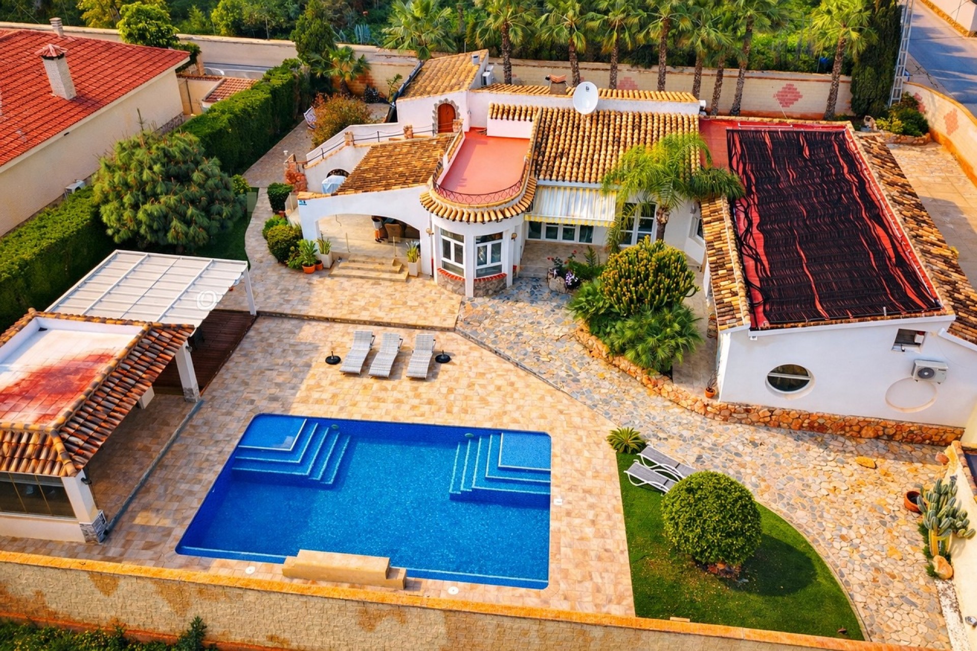 Återförsäljning - Villa -
Cabo Roig - Costa Blanca