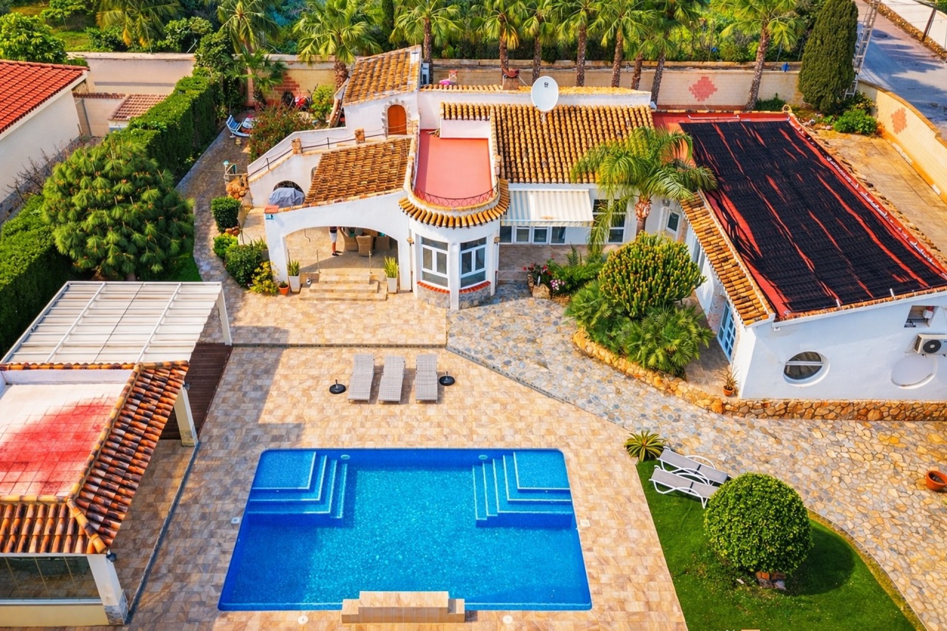 Återförsäljning - Villa -
Cabo Roig - Costa Blanca