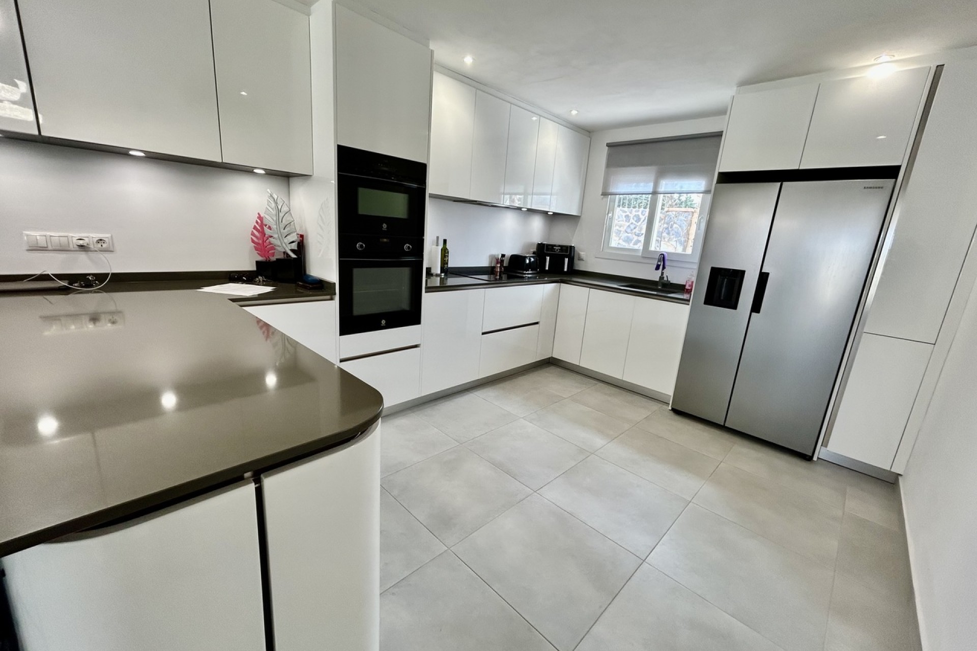 Återförsäljning - Villa -
Cabo Roig - Costa Blanca