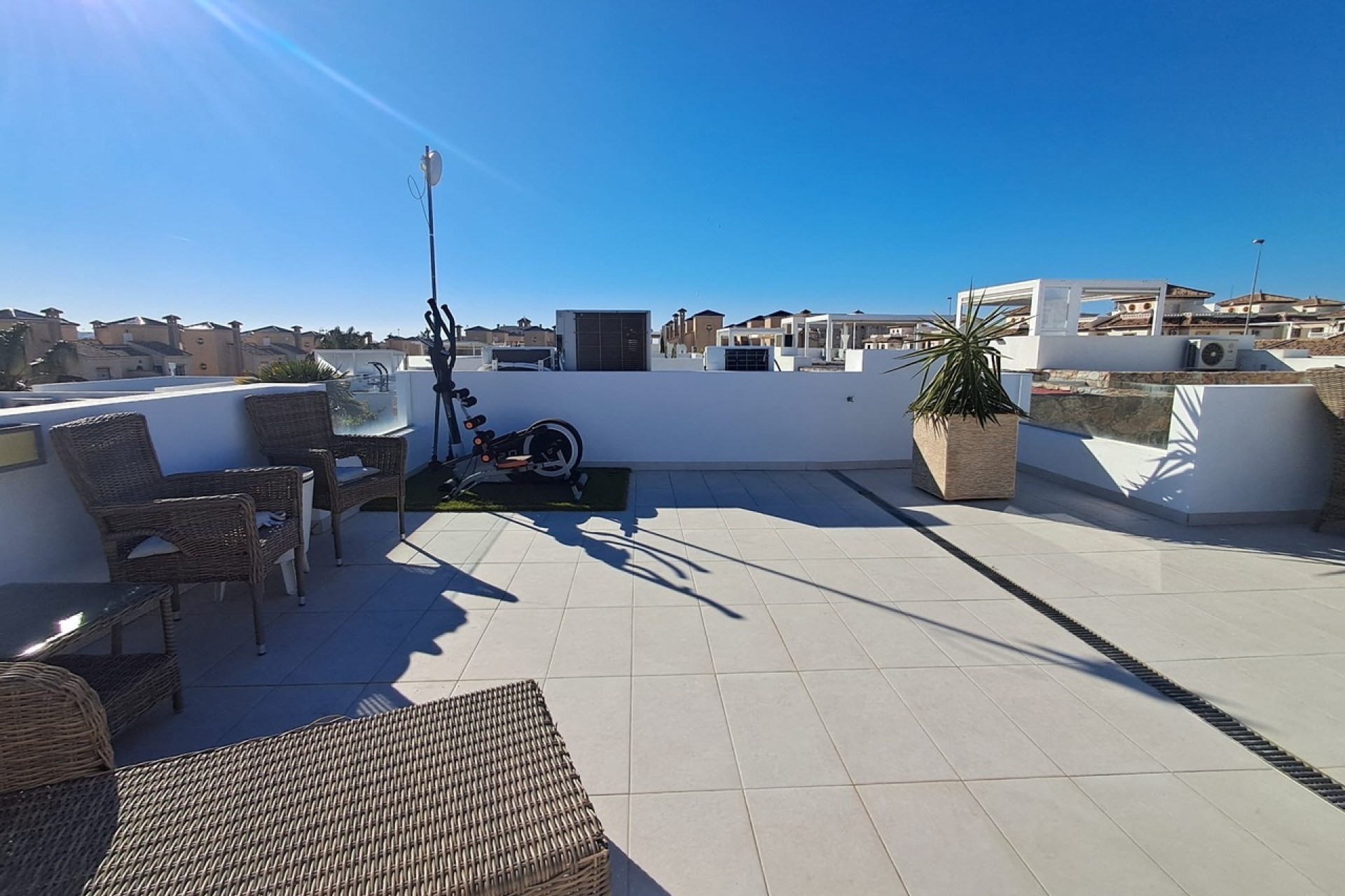 Återförsäljning - Villa -
Cabo Roig - Costa Blanca