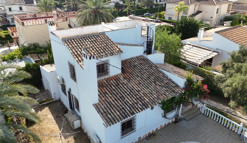 Återförsäljning - Villa -
Cabo Roig - Costa Blanca