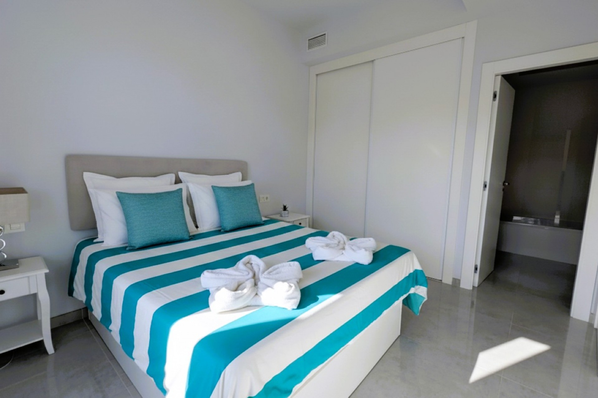 Återförsäljning - Villa -
Cabo Roig - Costa Blanca