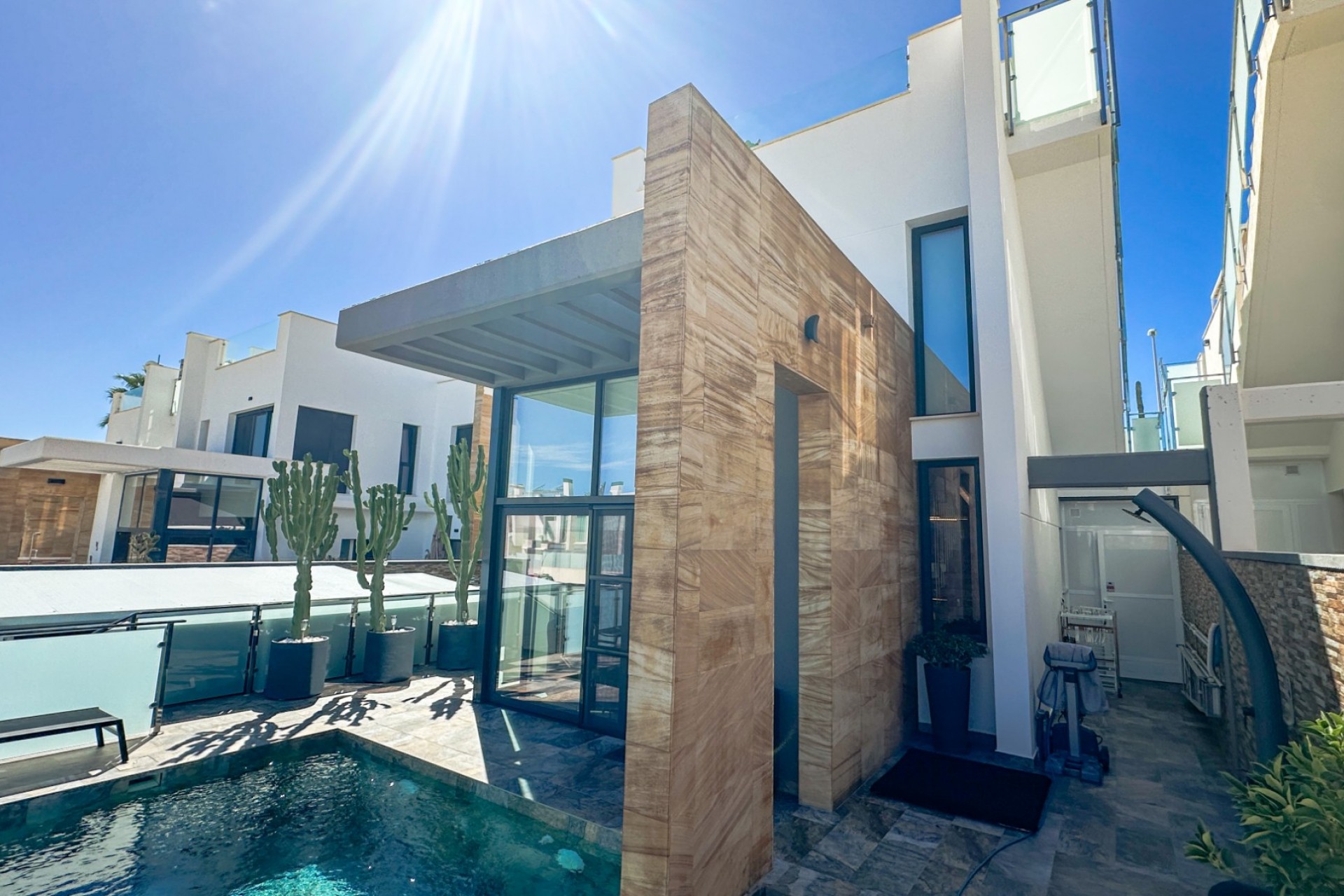 Återförsäljning - Villa -
Cabo Roig - Costa Blanca