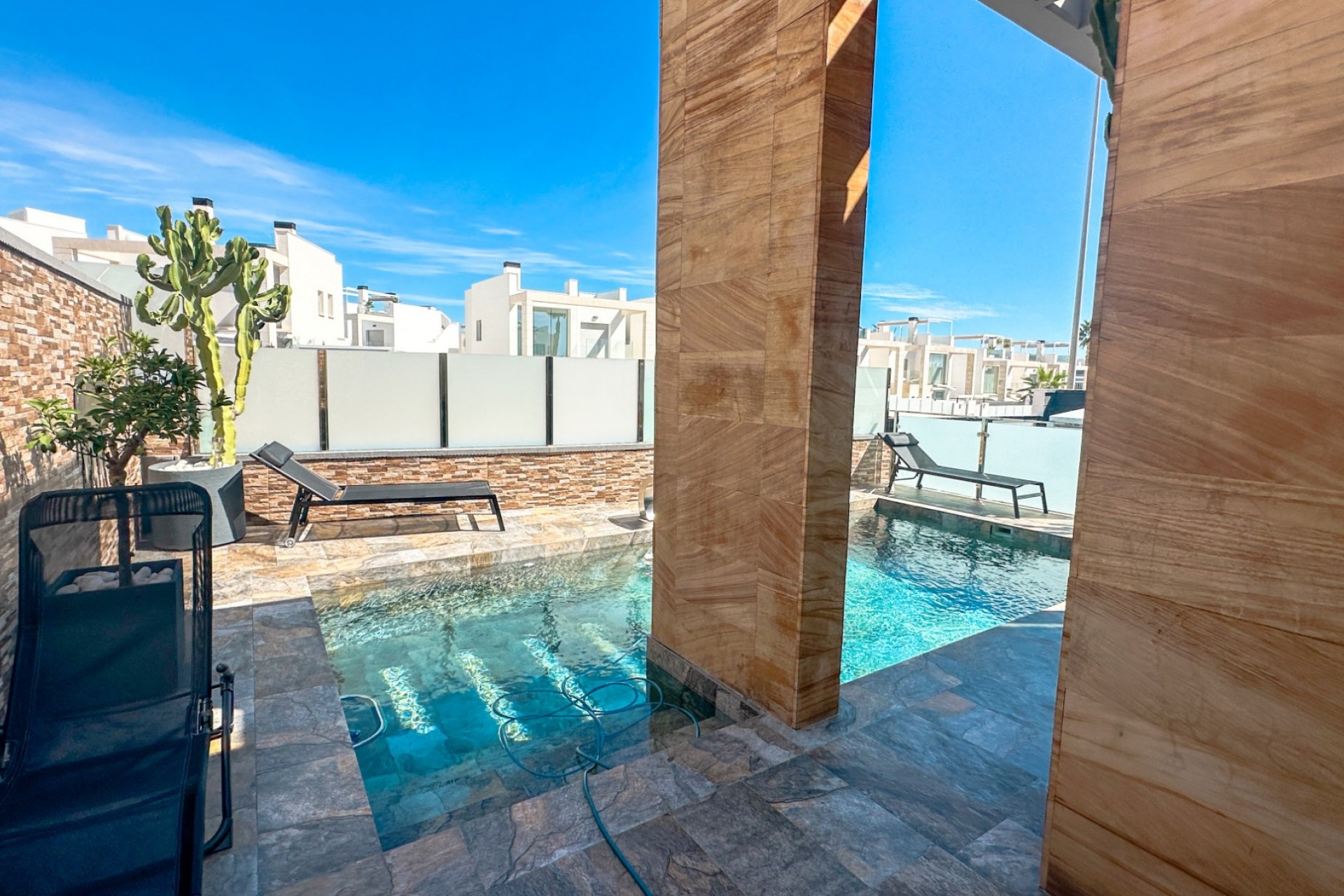 Återförsäljning - Villa -
Cabo Roig - Costa Blanca