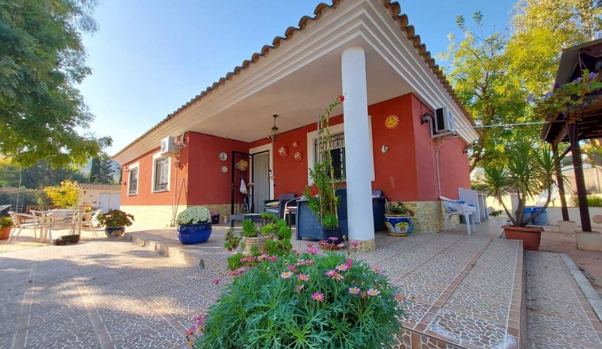 Återförsäljning - Villa -
Calasparra - Inland