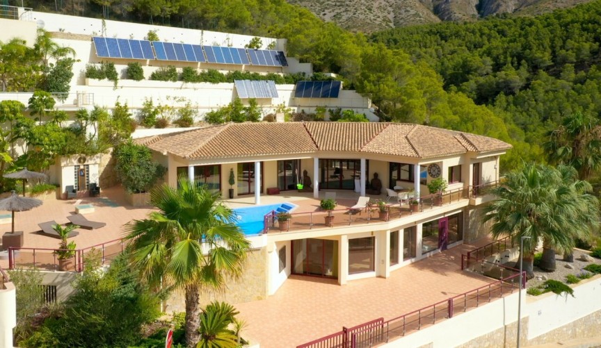 Återförsäljning - Villa -
Callosa D'en Sarria - Costa Blanca