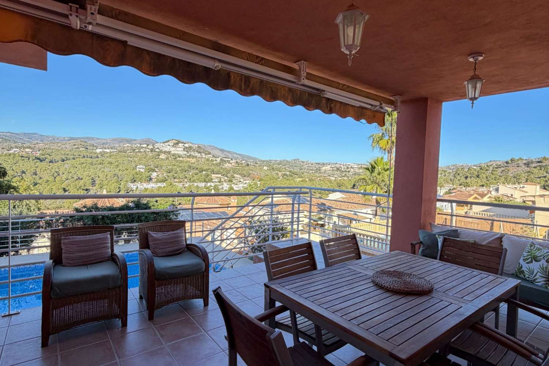 Återförsäljning - Villa -
Calpe - Costa Blanca