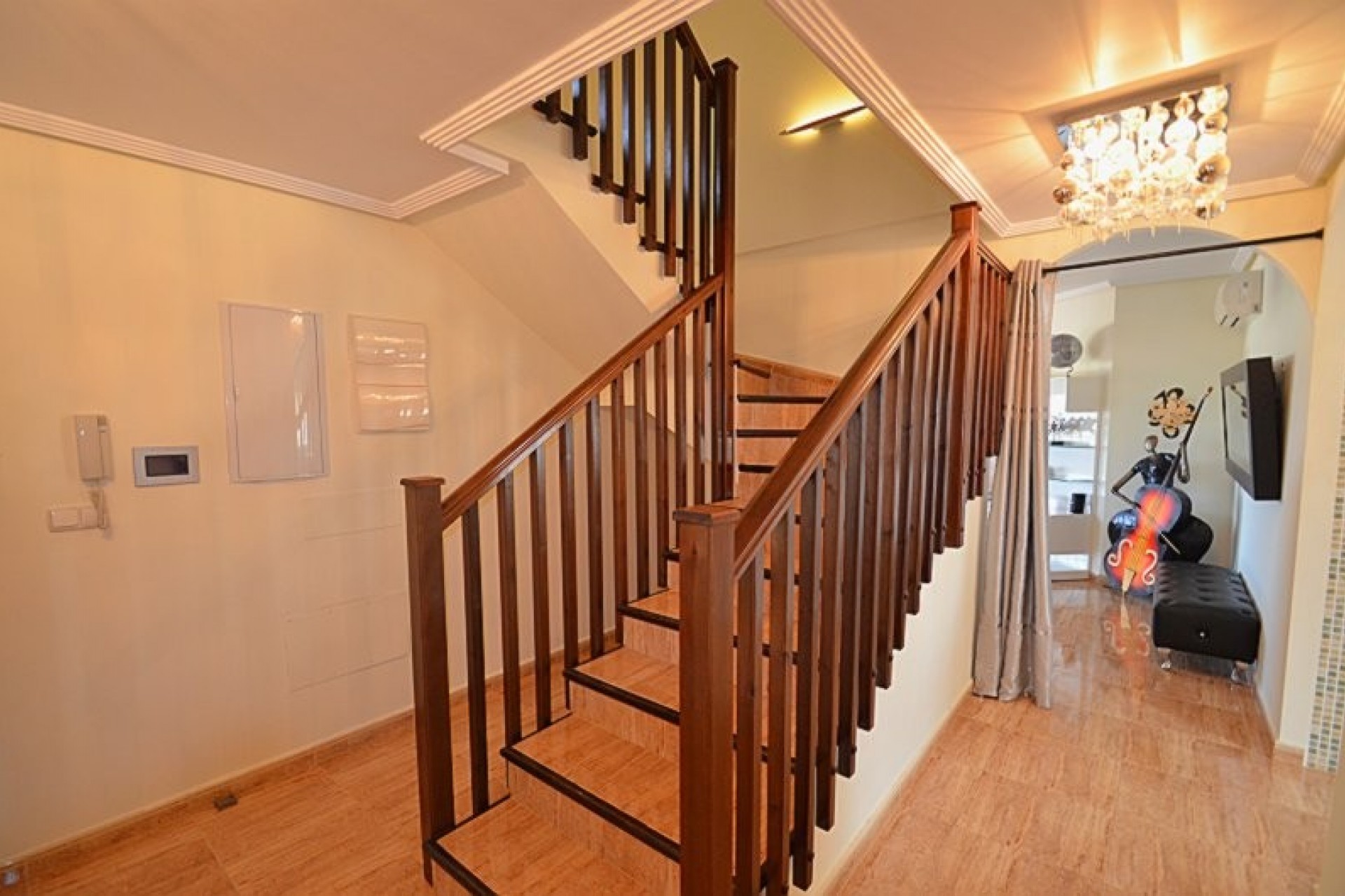 Återförsäljning - Villa -
Campos del Río - Inland