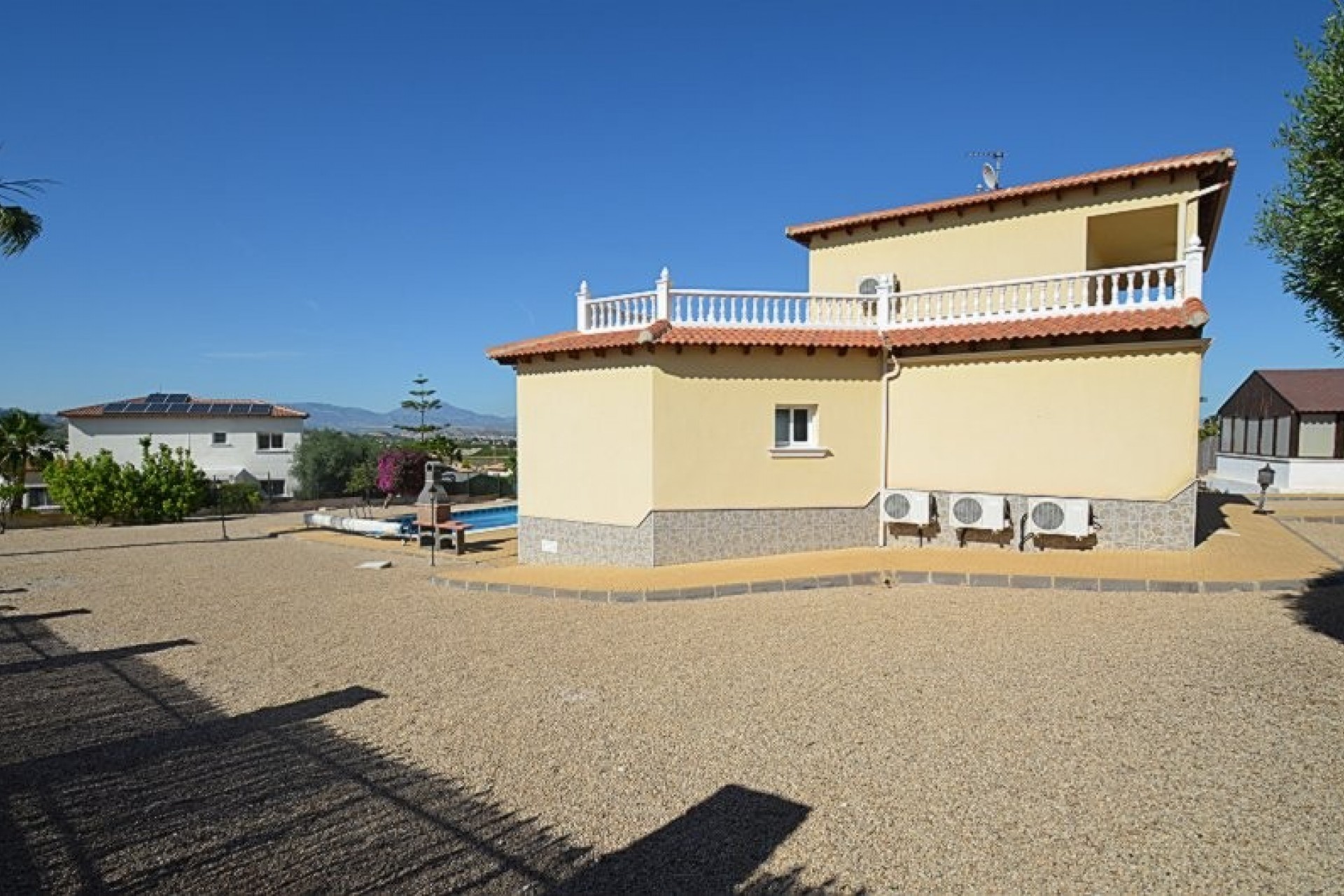 Återförsäljning - Villa -
Campos del Río - Inland